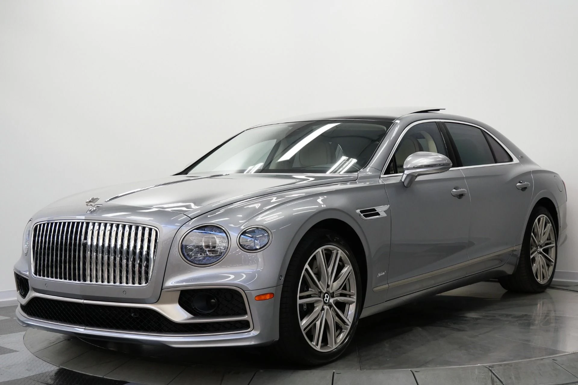 mph005_2357429200_Used_2022_Bentley_Flying_Spur_Hybrid_Odyssean_Edition_266_K_MSRP_Sustainable_Interior_Trim_1770409393_2bcfe40286