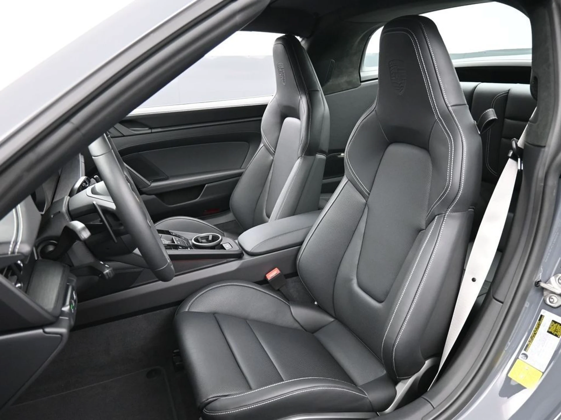 mph005_2362620574_image_5_c52b244cab