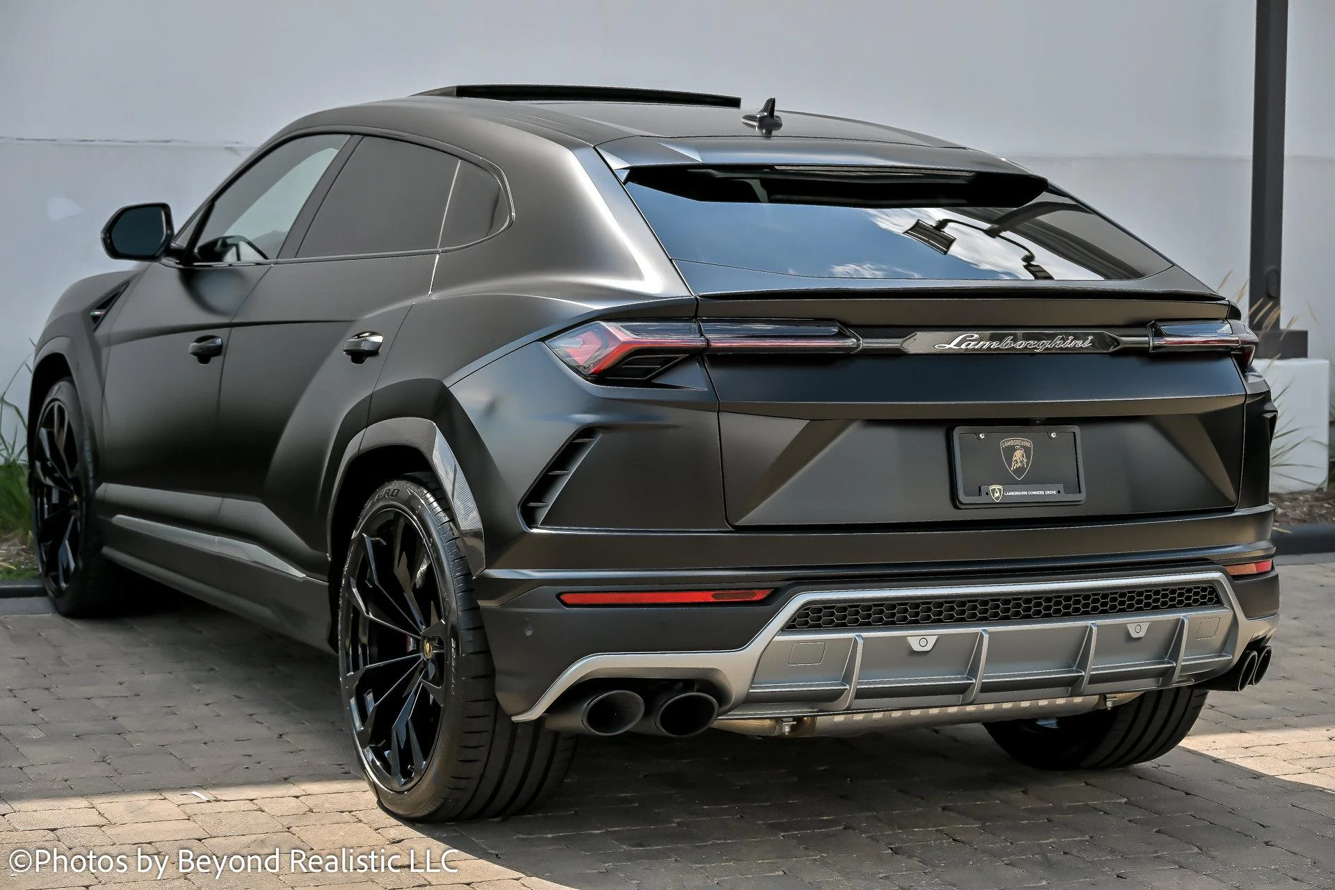 mph005_236371675_Used_2022_Lamborghini_Urus_1753948902_8f45e4fb8e
