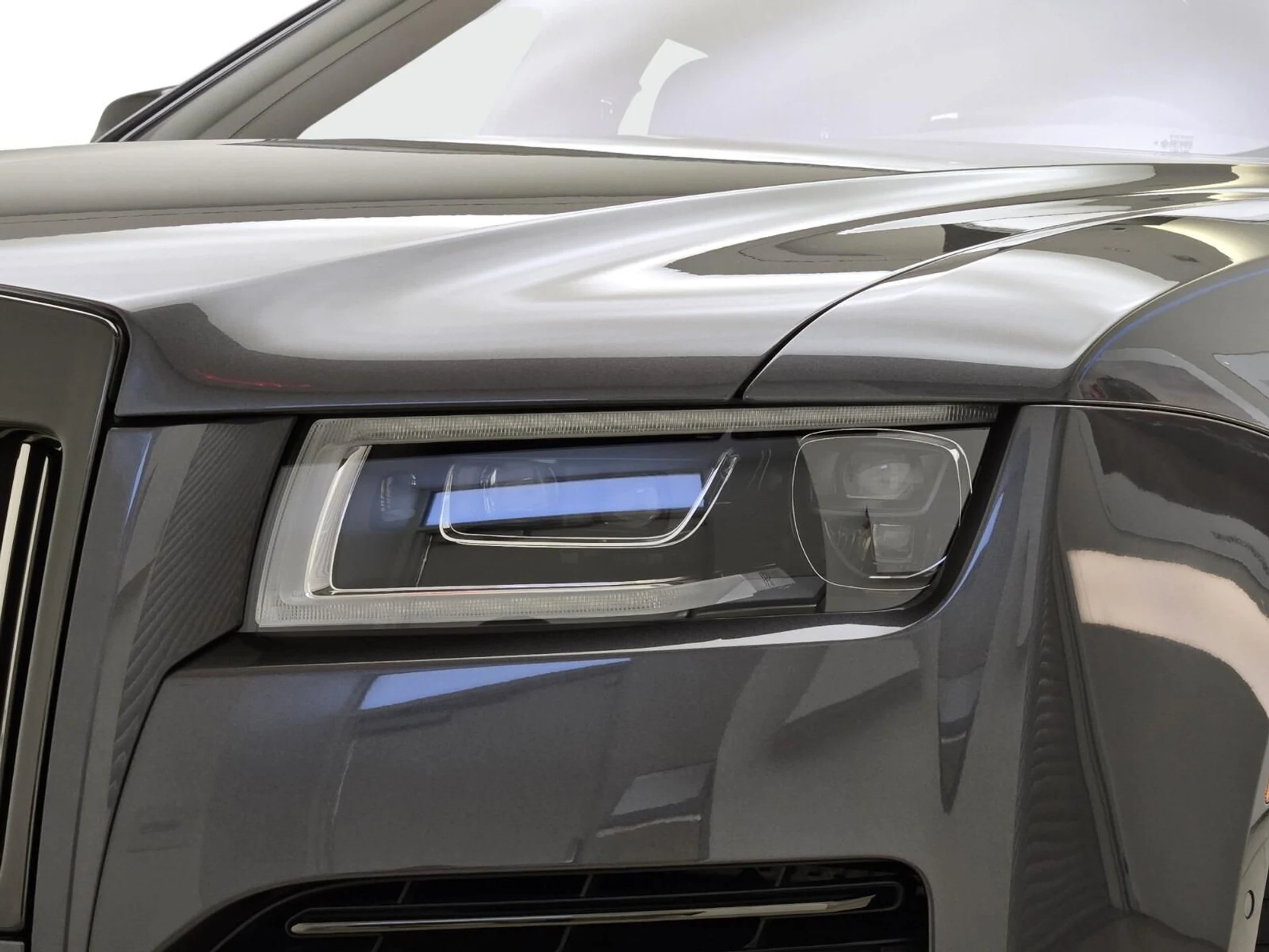 mph005_236399553_Used_2023_Rolls_Royce_Ghost_1741259130_c0a01cb9d9