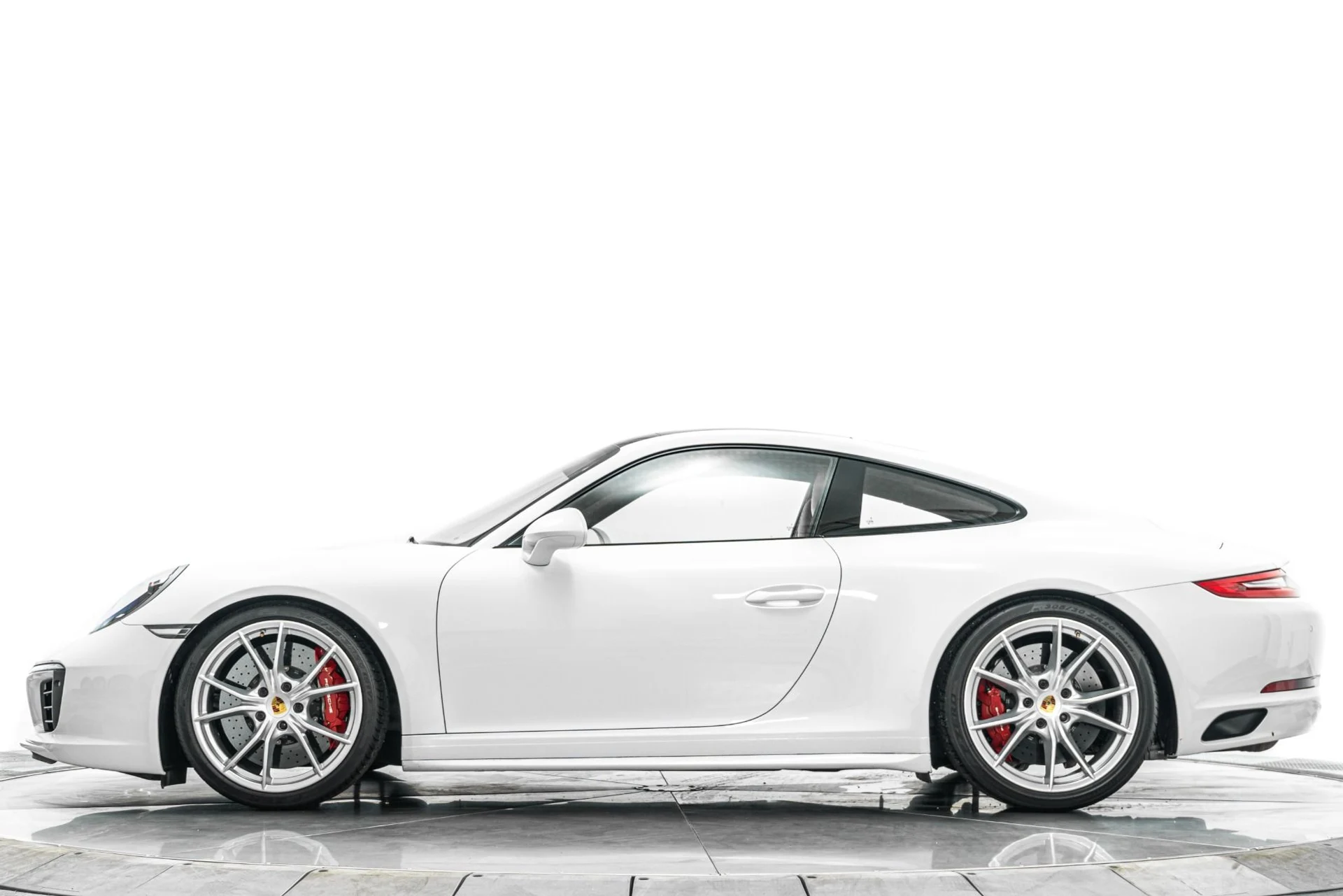 mph005_2365608123_Used_2019_Porsche_911_Carrera_4_S_Sport_Package_Two_Tone_Interior_1782227287_0ce41099a4