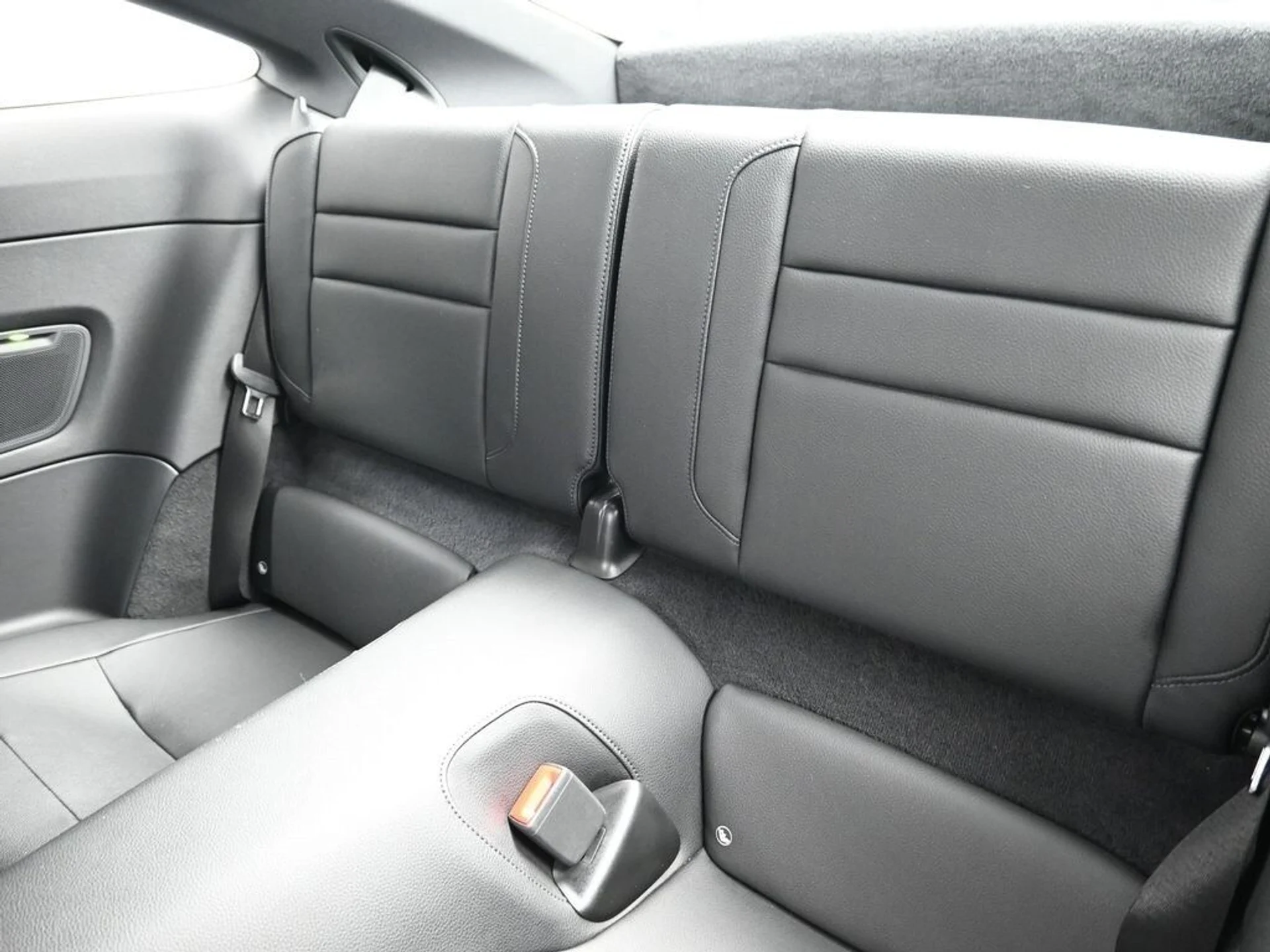 mph005_2369559489_88beec940215c539008f0d108db1bbfcx_5c62cef60f