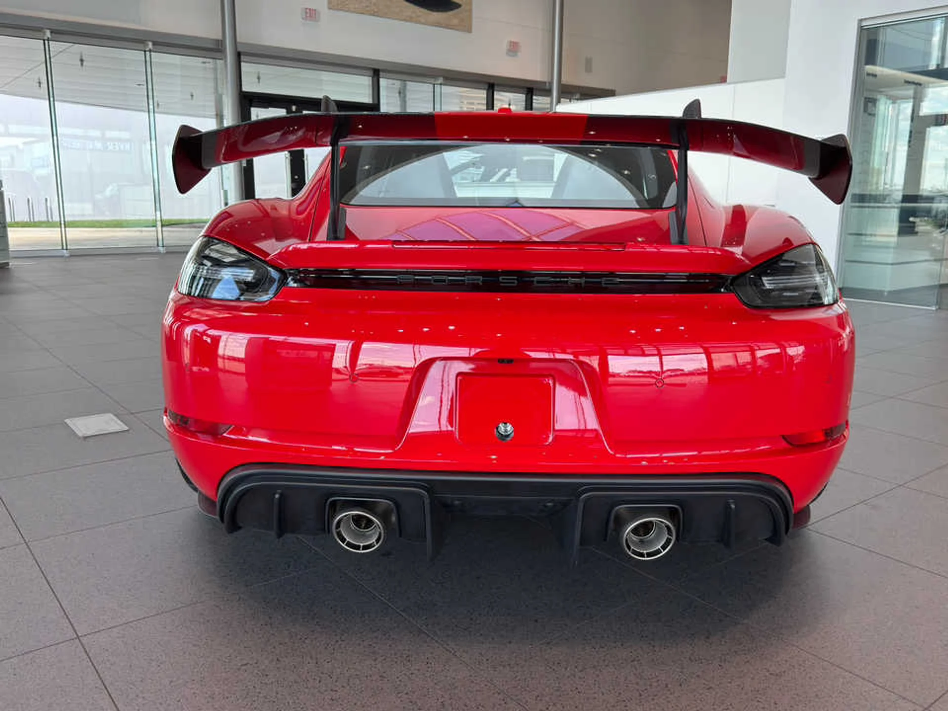 mph005_237274910_82c0f9e11b18422bc0ea27e36812053fx_73e73dd1a7