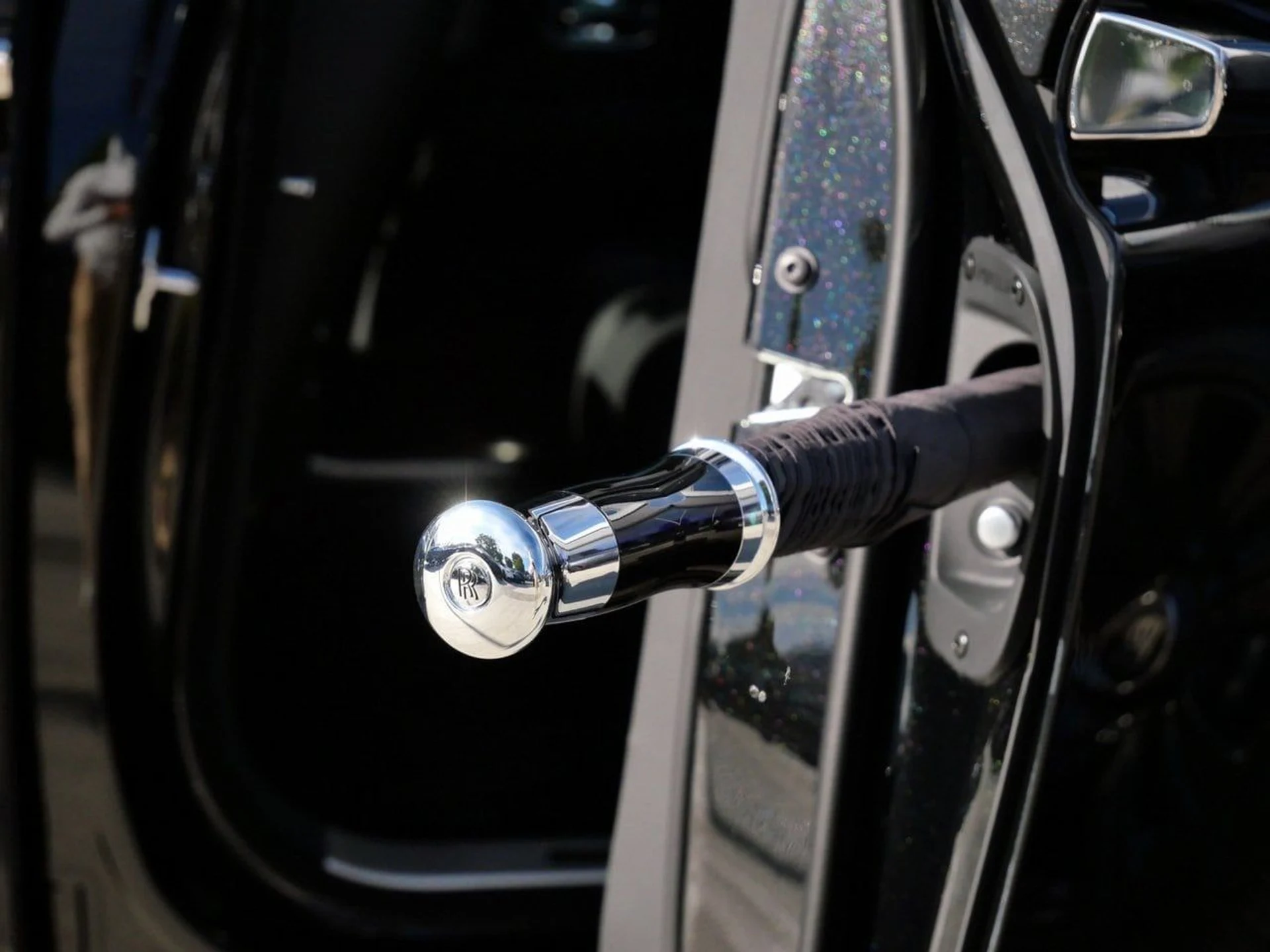 mph005_2373482448_2717d8611ad1e2e2c489d2c64e2d3a7ex_924335176d