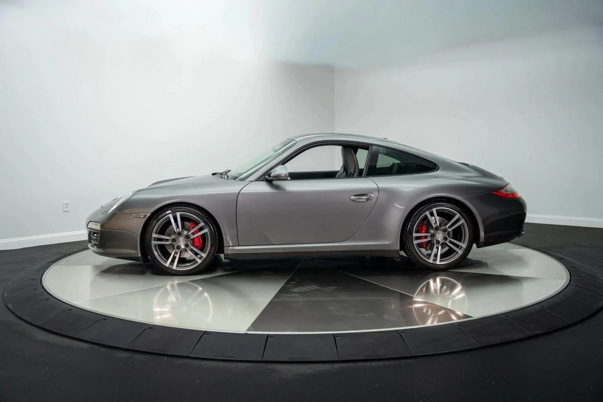 mph005_2376229773_3a538a4370623eddb9d6ce898df57f63_4b95547e34