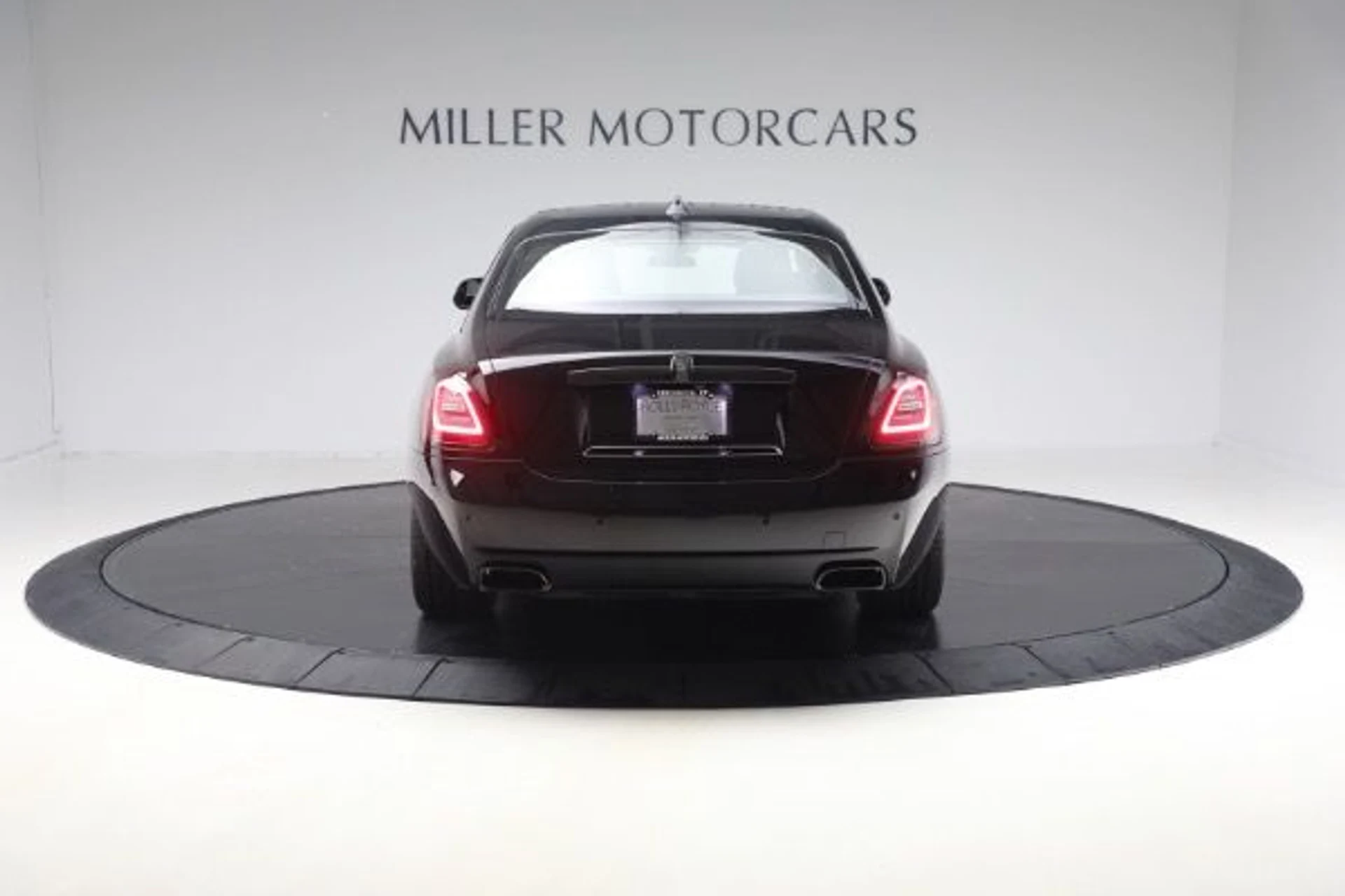 mph005_2376758663_Used_2022_Rolls_Royce_Black_Badge_Ghost_115edfc4d6