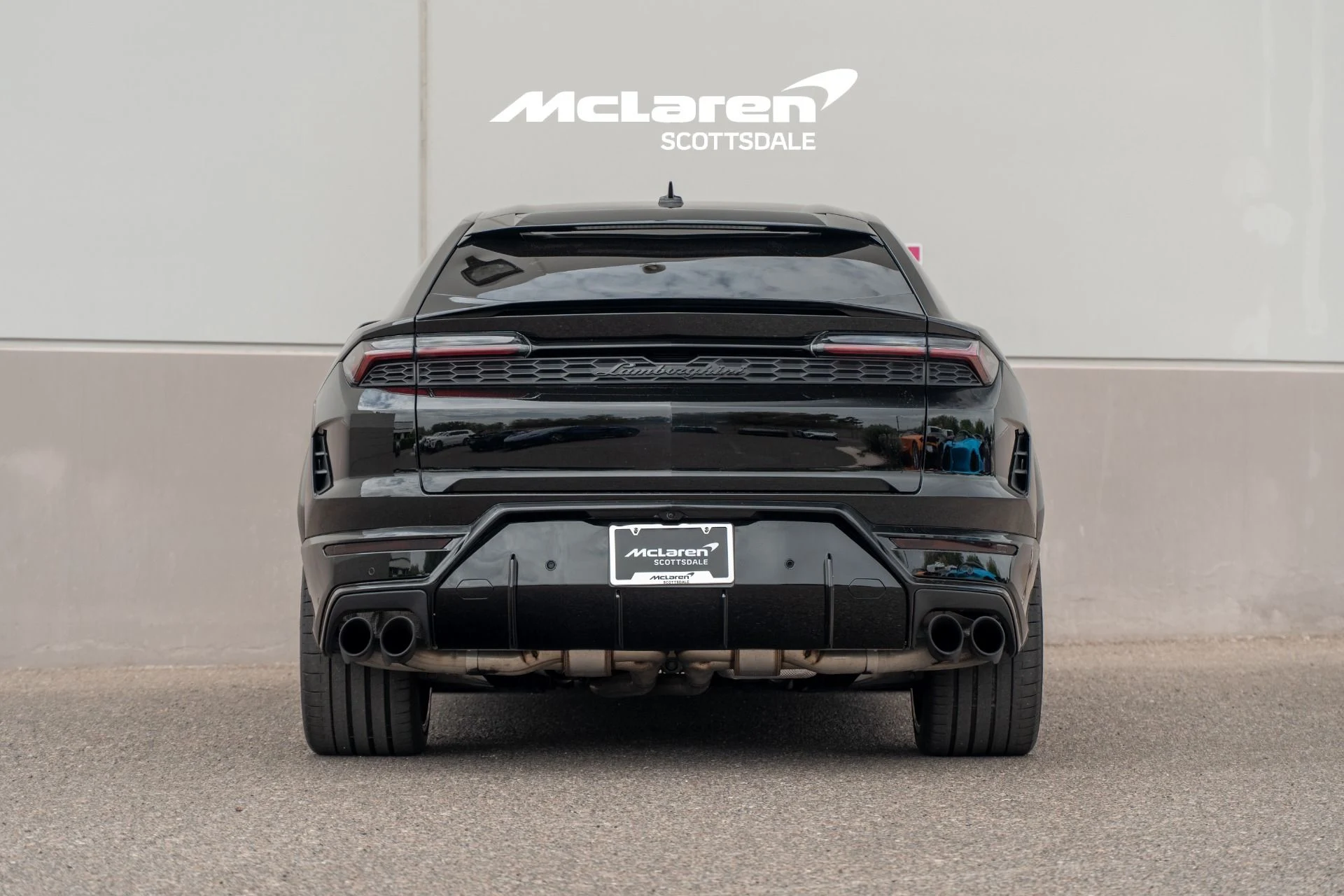 mph005_2376902434_Used_2025_LAMBORGHINI_URUS_SE_1786123267_7439489c17