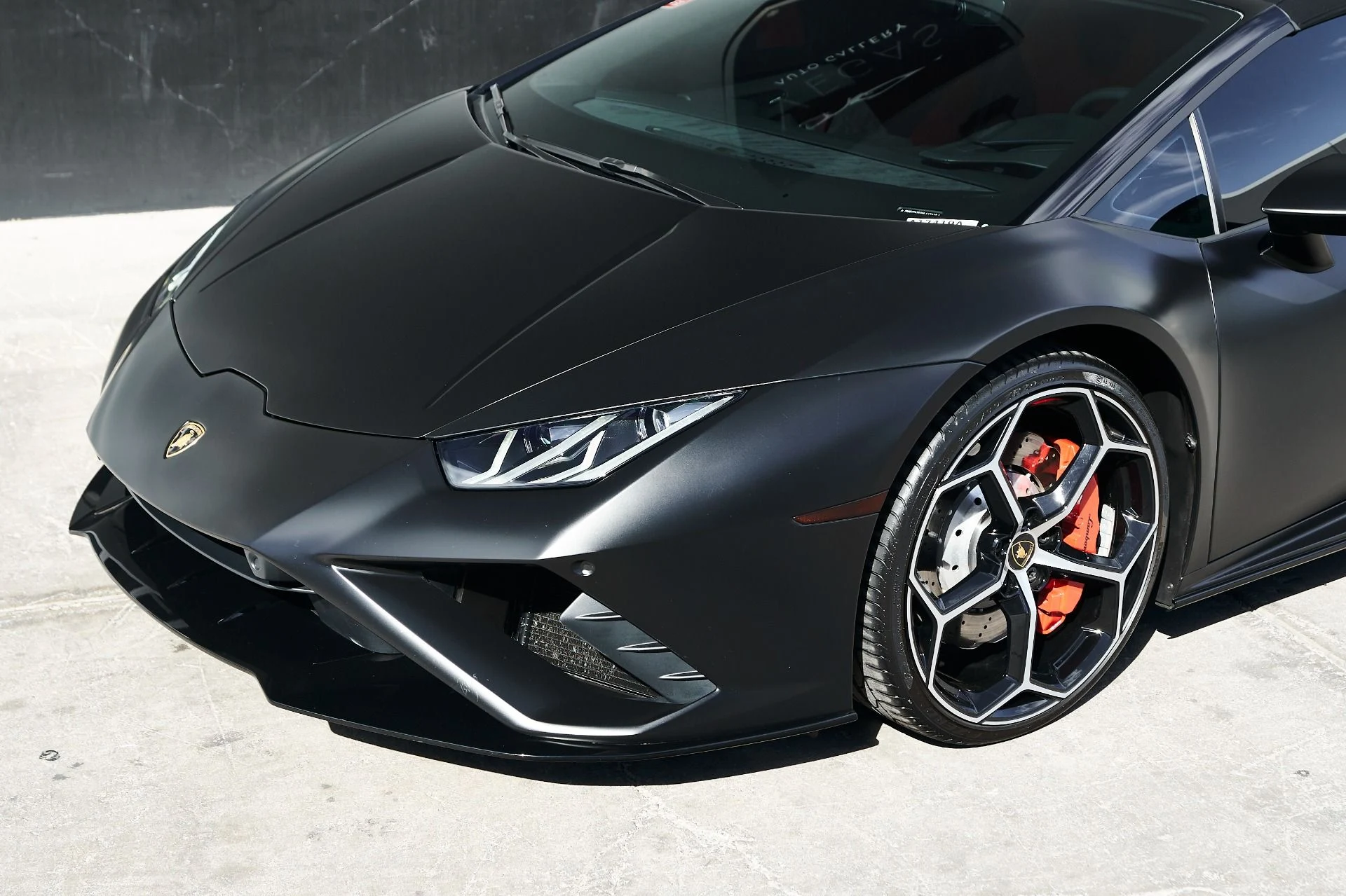 mph005_2405057730_Used_2021_Lamborghini_Huracan_EVO_Base_1729305631_7728c5ac1d