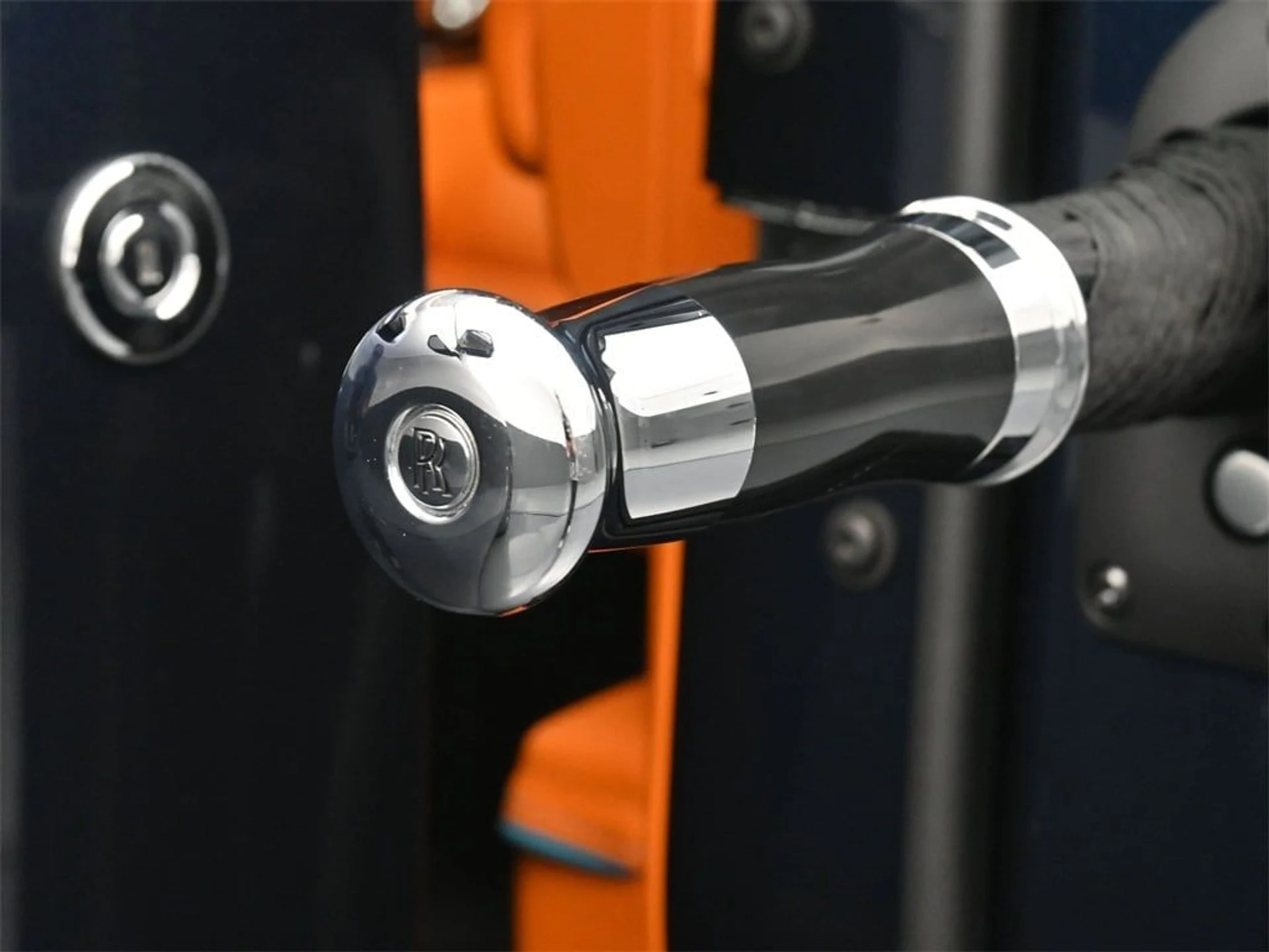 mph005_2406980618_f897d918002075b8f253577f6f335644x_040c9a04f4