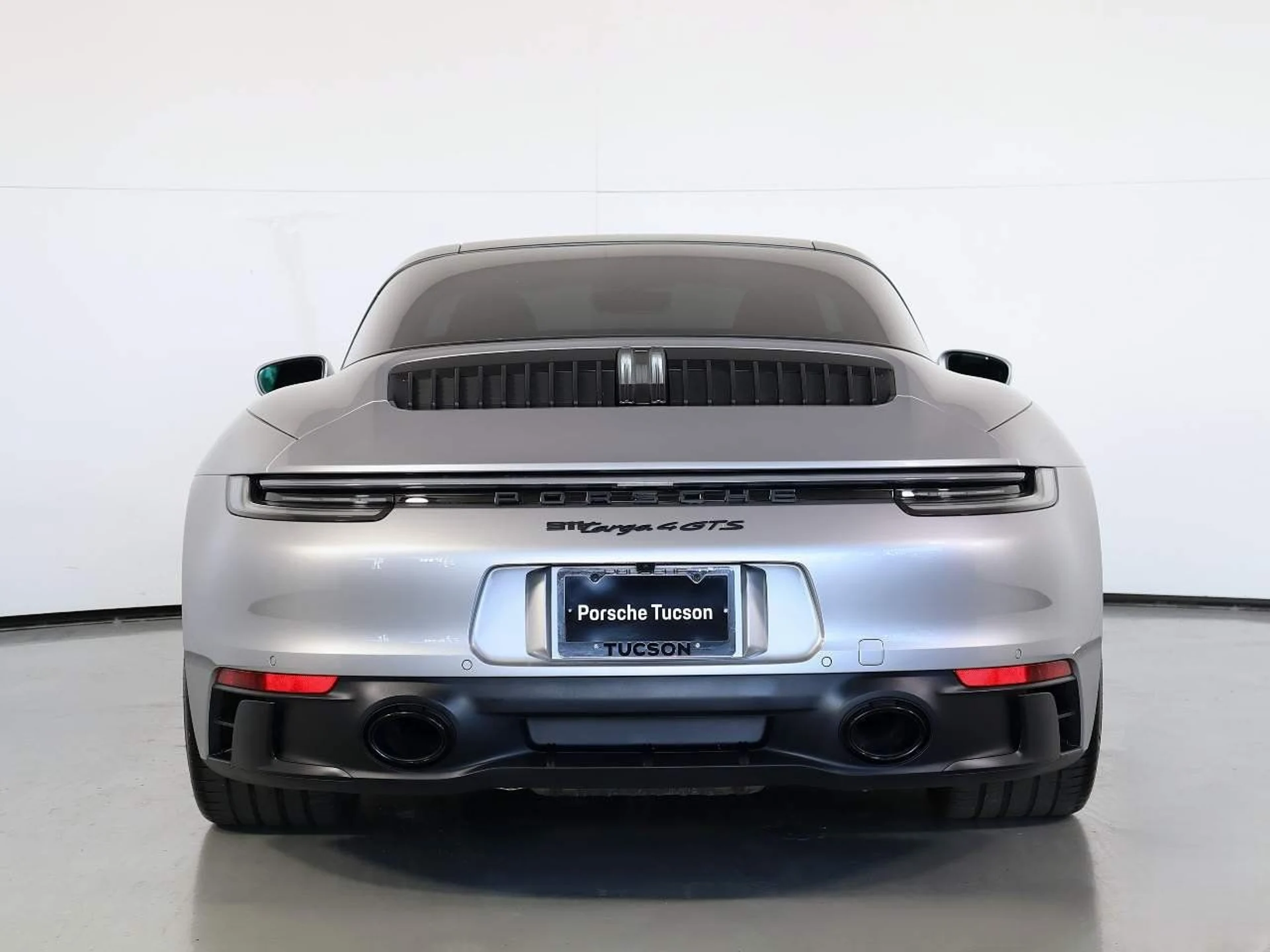 mph005_2408033951_5c8349e39f3d25958f40f85c0802c500_2950d71a57