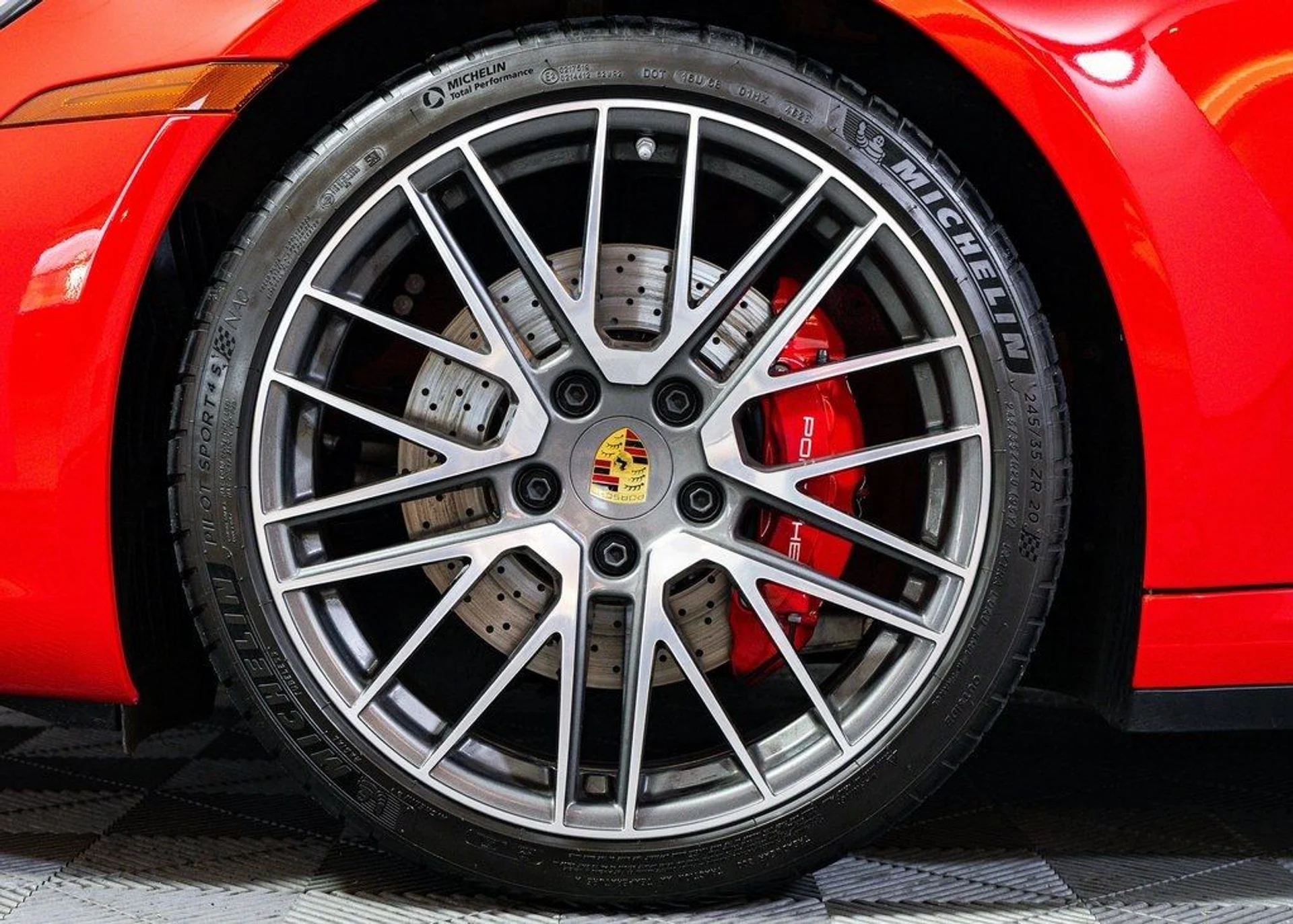 mph005_2410531101_90d30b84c27211f8ee66c9cb952714df_94980f8735