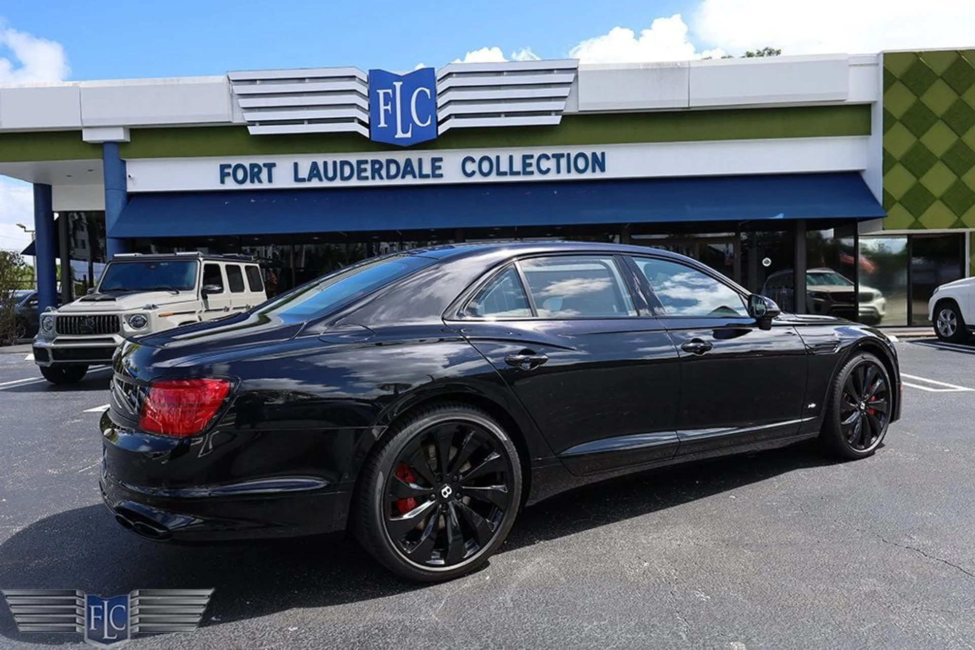 mph005_2414024357_used_2022_bentley_flying_spur_mullinerv8sedan_6305_22929315_6_1024_da016a0c9b