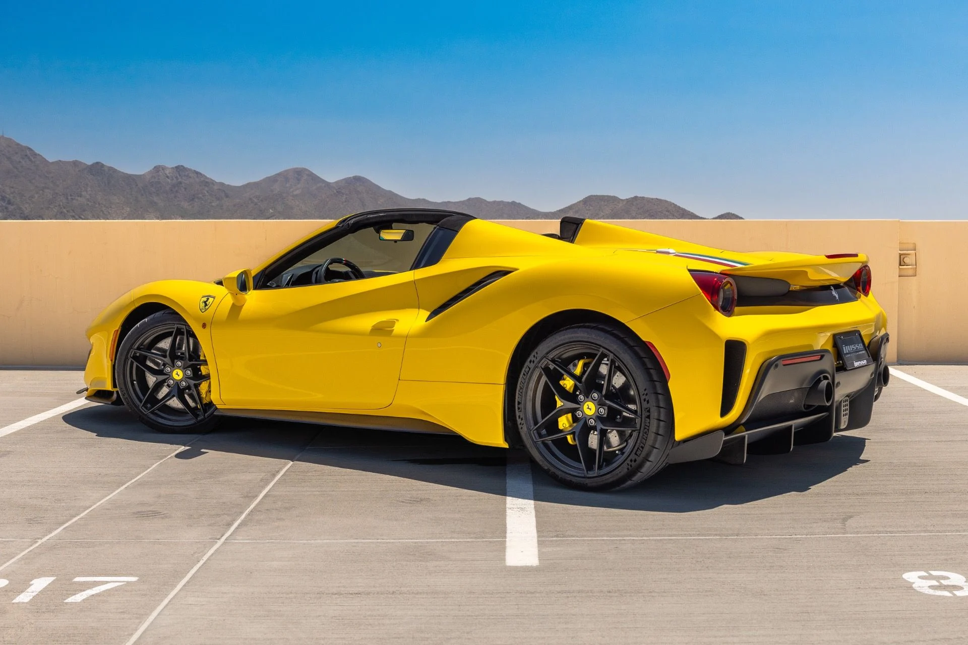 mph005_2416601383_Used_2020_Ferrari_488_Pista_Spider_1785218764_4fe670ce05