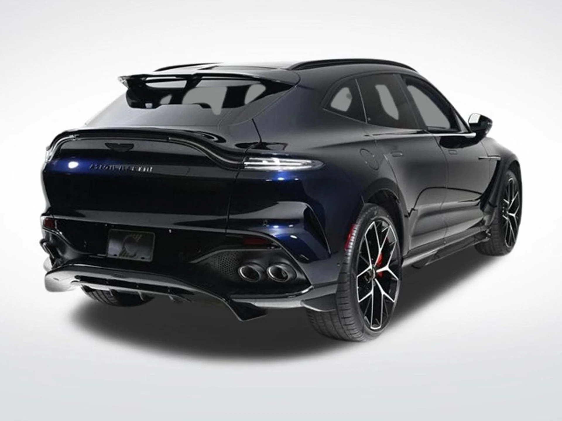 mph005_2416950293_new_2025_aston_martin_dbx_707awd_11350_22854658_5_1024_a63afb82c7