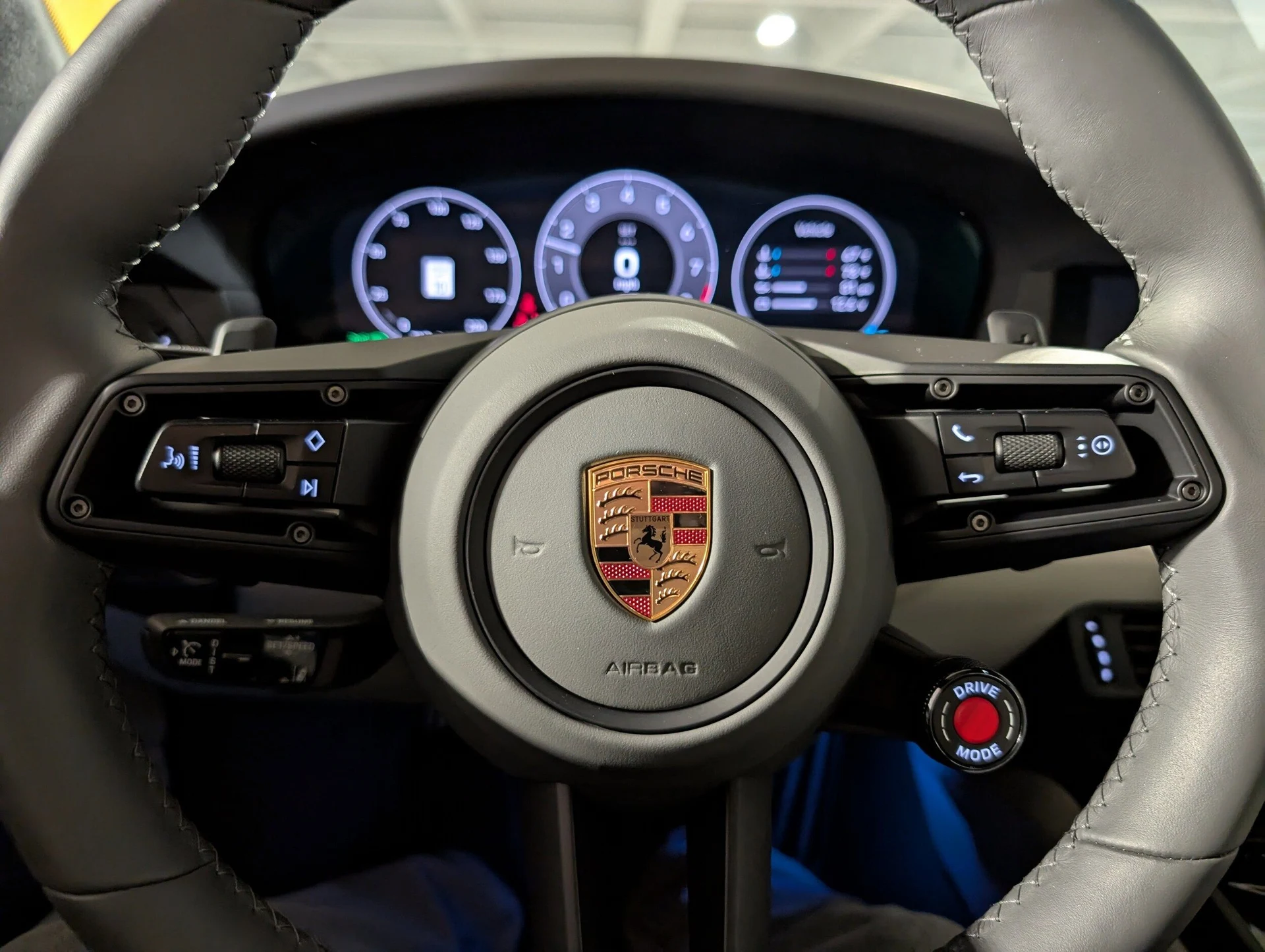 mph005_2420614918_40aec6a87769714289f3463de1ba0571x_95a0712e2e