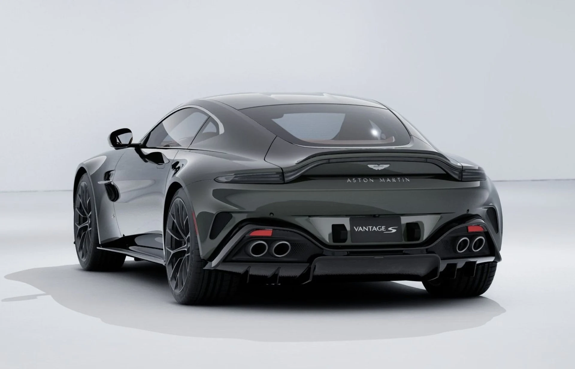mph005_2421959288_New_2026_Aston_Martin_Vantage_S_Coupe_1764956968_32c0db13fe
