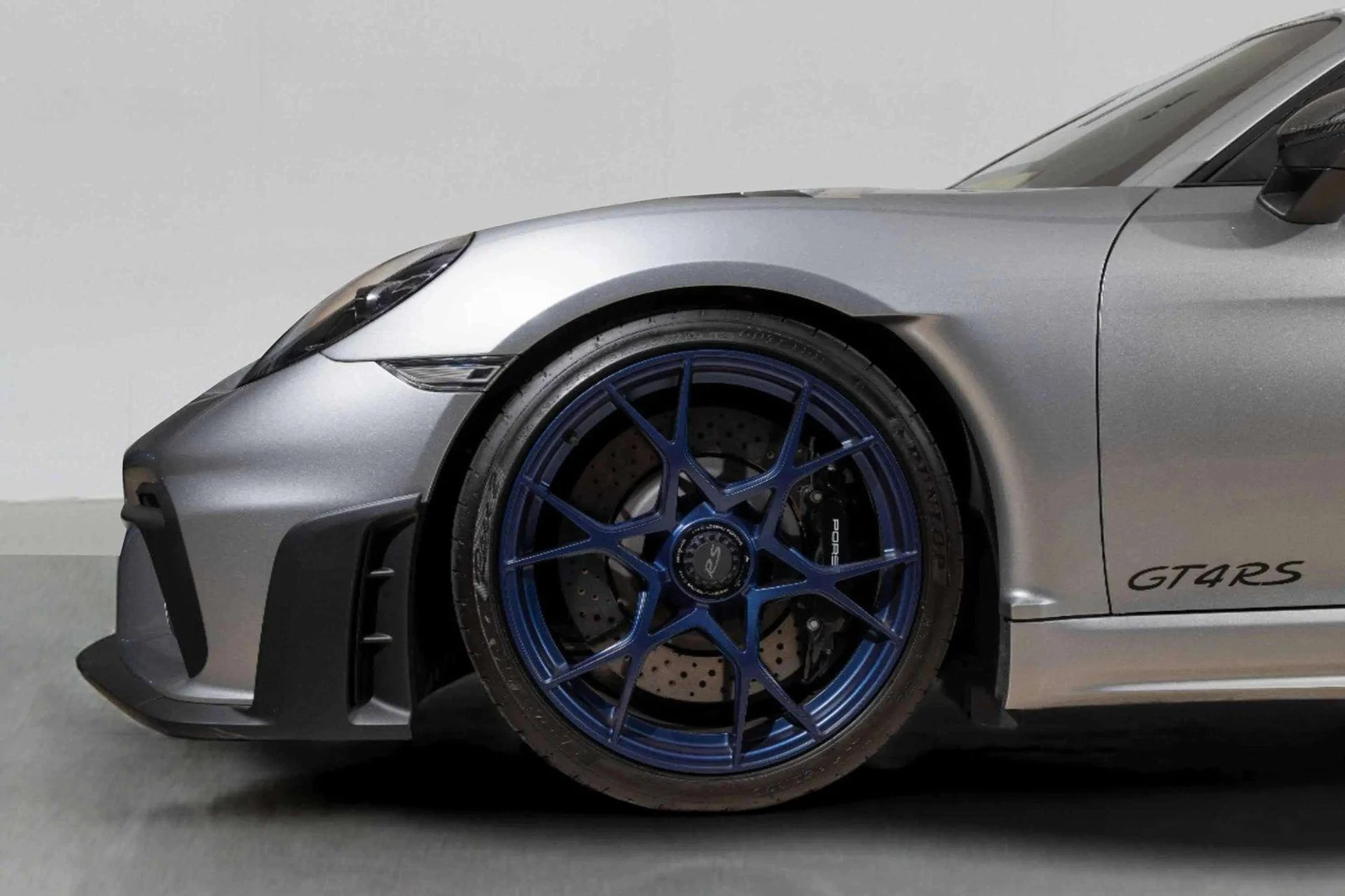 mph005_2425071149_image_6_1b1037f59b