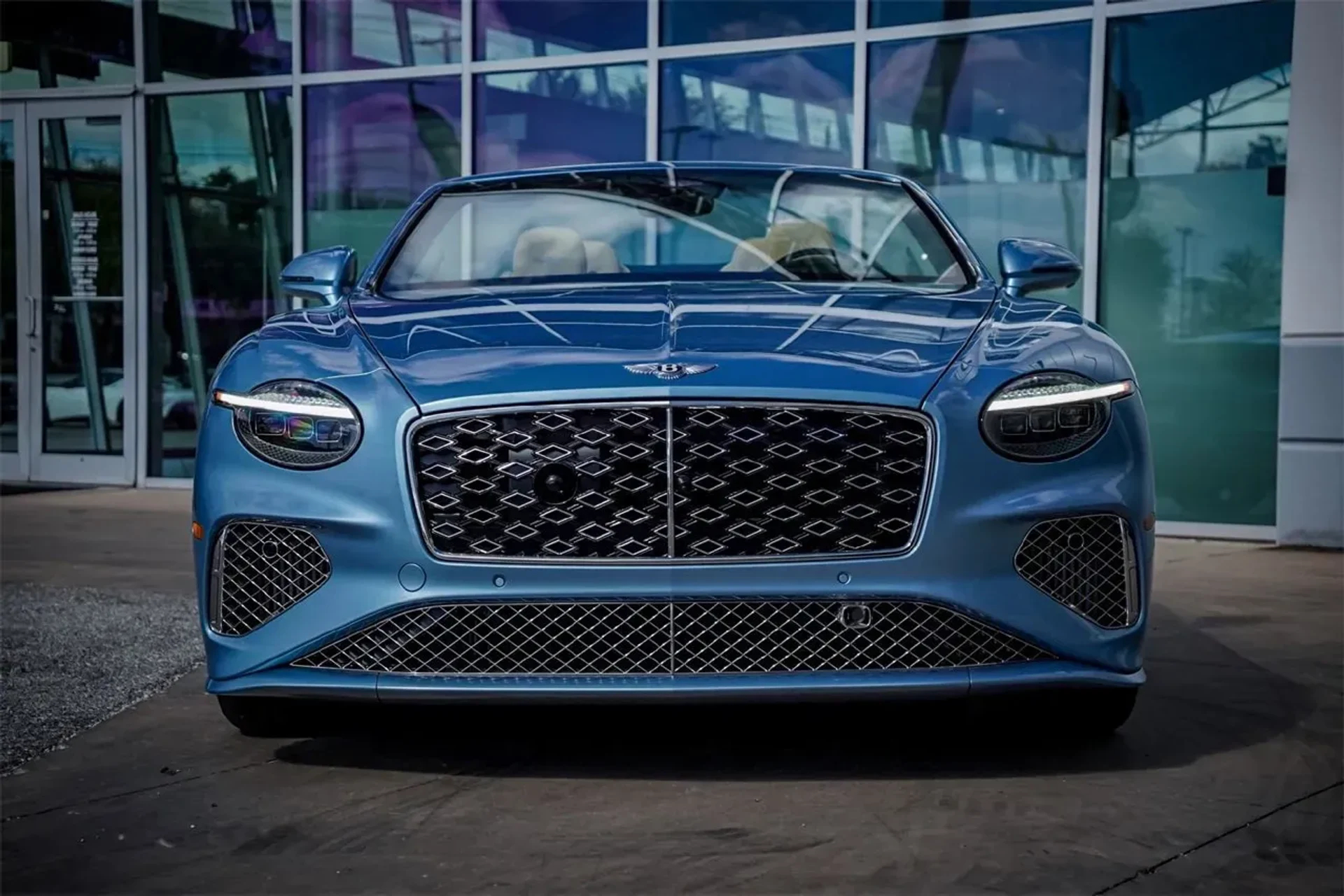 mph005_2425340828_541aeae25d3042b9907048cb9950116d_abd1afdf01