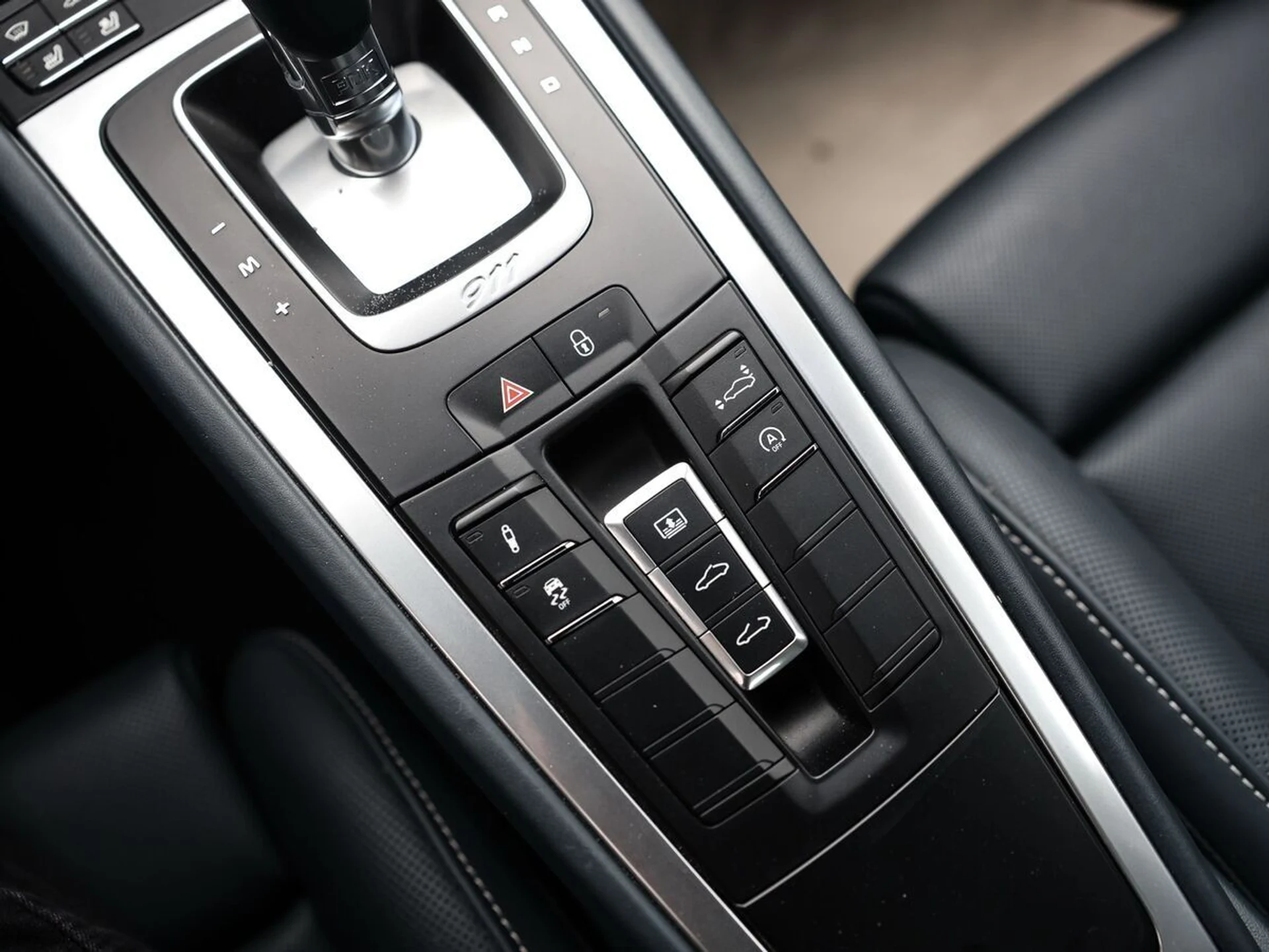 mph005_2428143937_qwq1ms8pgay2l40ah6b1m3y283zi_ffc3005cff