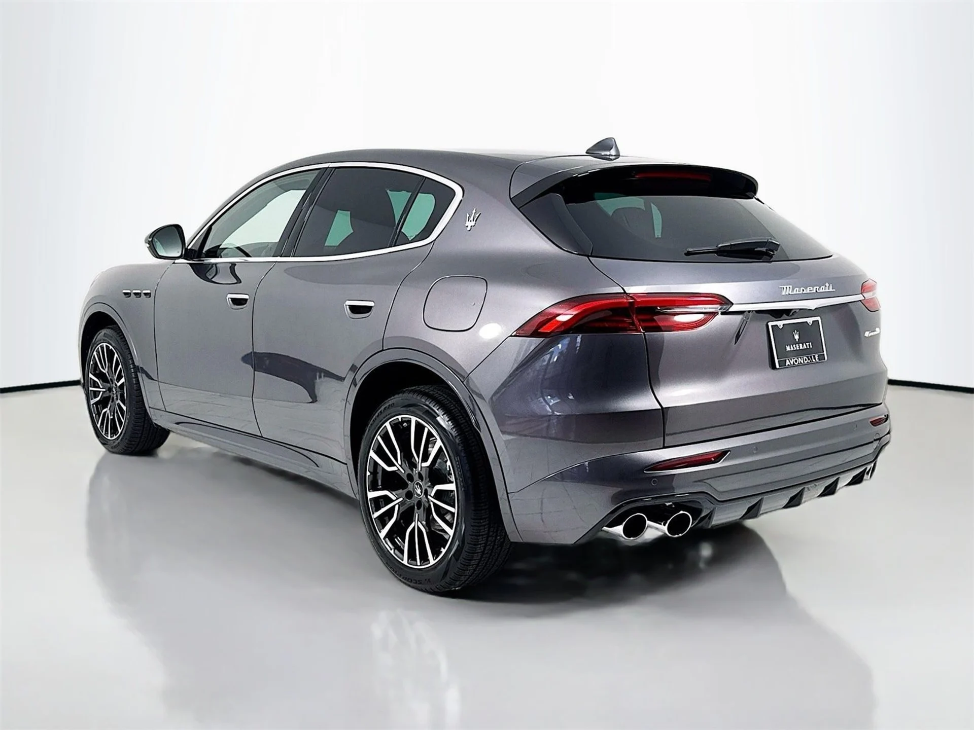 mph005_2432529834_34c6bd364b34cf4835bfa1cb5df42da9x_ee0a23f382