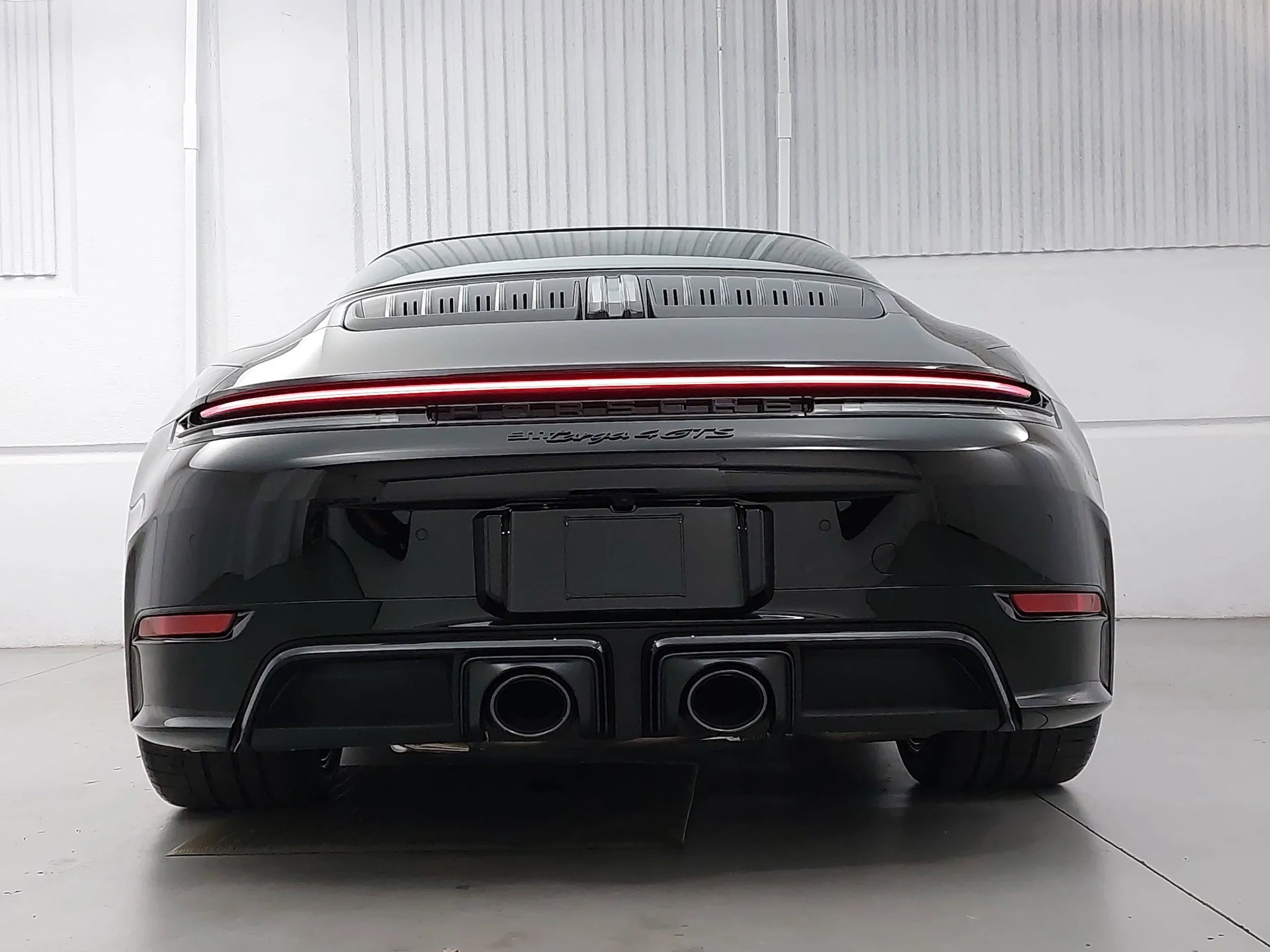 mph005_2432839085_a4861bb633a64590eba72606ab4985dfx_94f7db766f