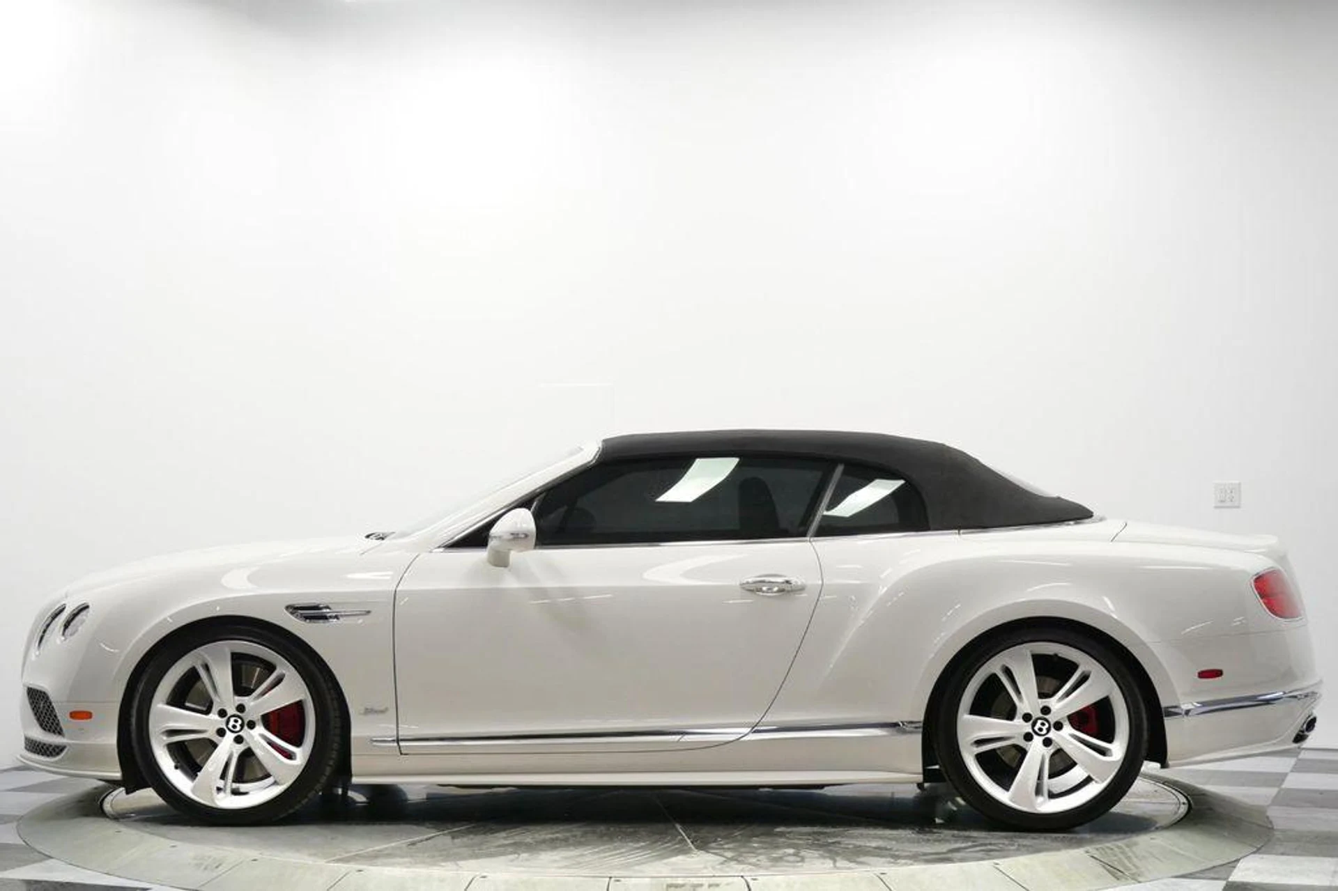 mph005_2450183347_El_S9_V3ko_Bd_O_Dy_A_Hgg_F6f_RP_Qlp_FM_e7842afe18