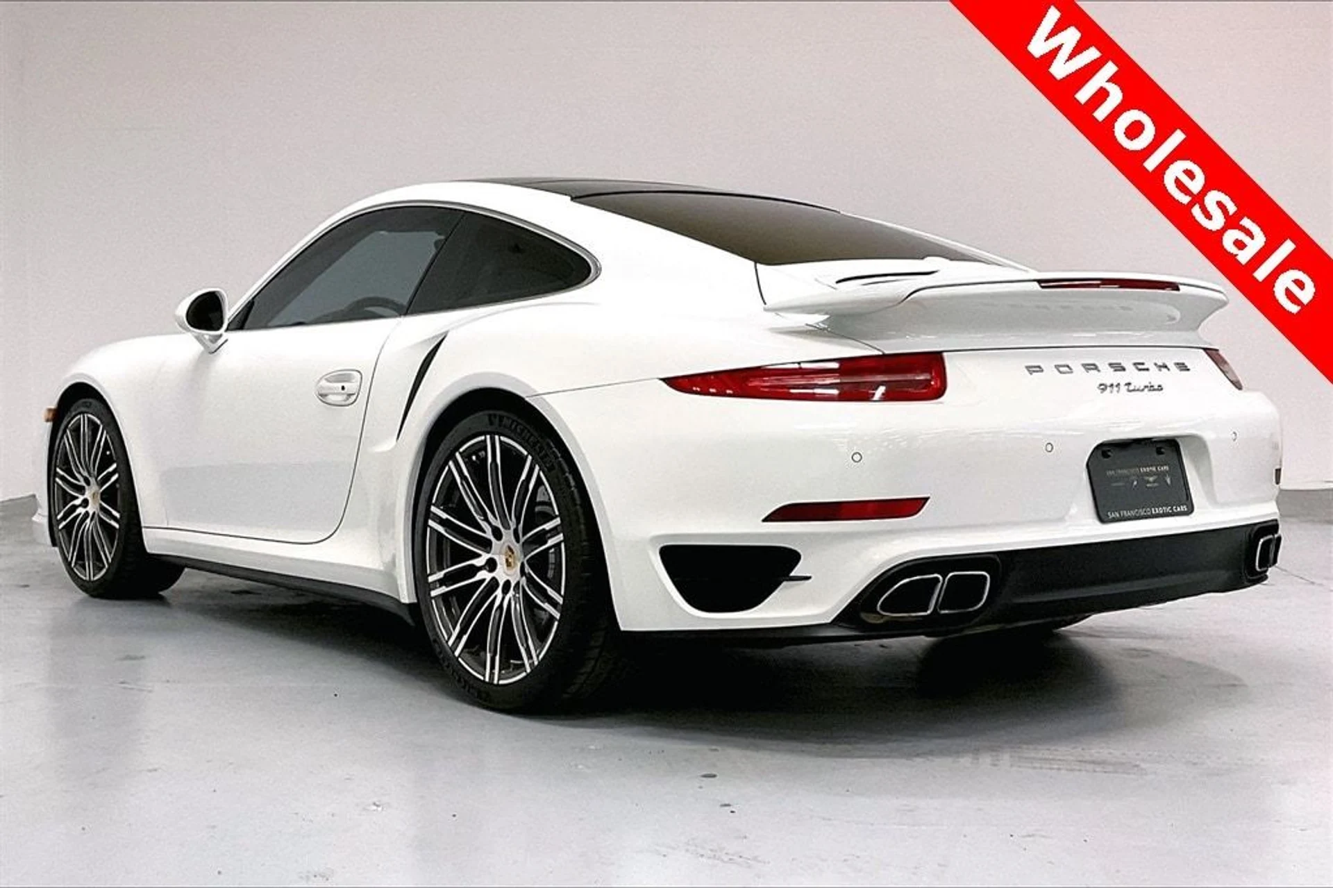 mph005_2453890243_f3fe836a3393f48d4c8ad6a6a0ac2559x_fcd9b00006