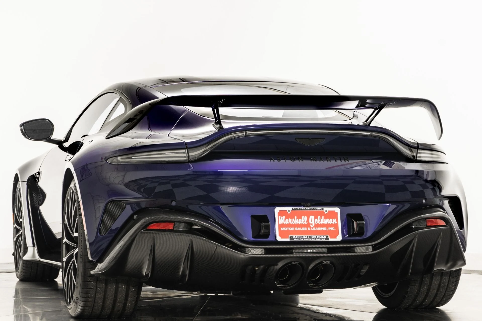 mph005_2461394973_Used_2023_Aston_Martin_Vantage_V12_1749134664_608b93b9fd