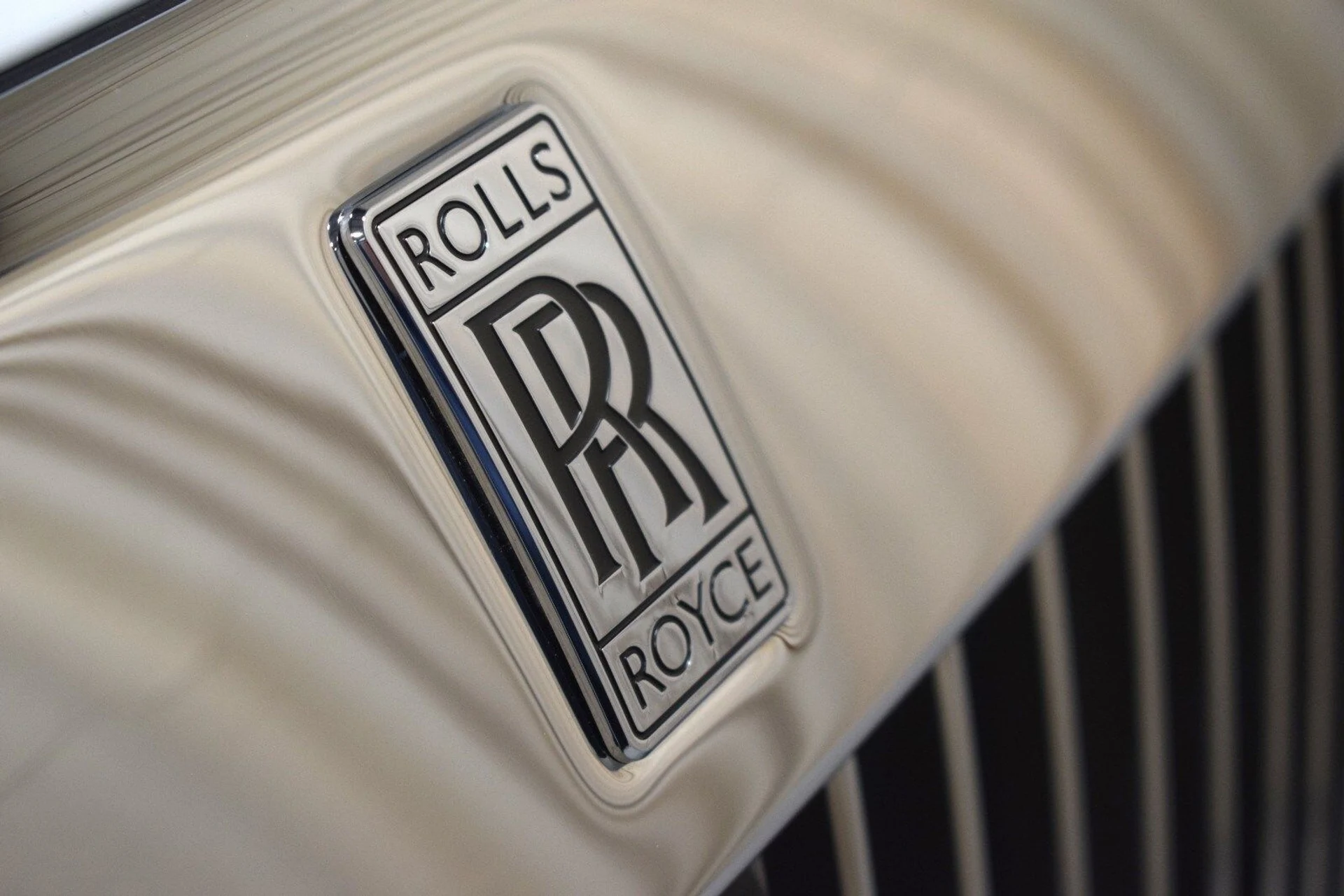 mph005_2470472416_519adf33eb207038591decef19a853a1x_7eef09af6d