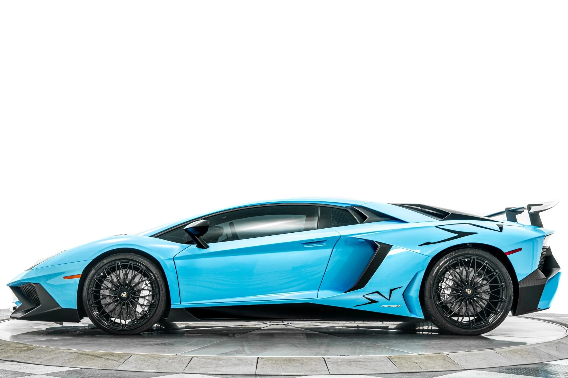 mph005_24717339_Used_2016_Lamborghini_Aventador_LP_750_4_SV_Amazing_Color_Ryft_Titanium_Exhaust_1780610472_8c53f7b9a5