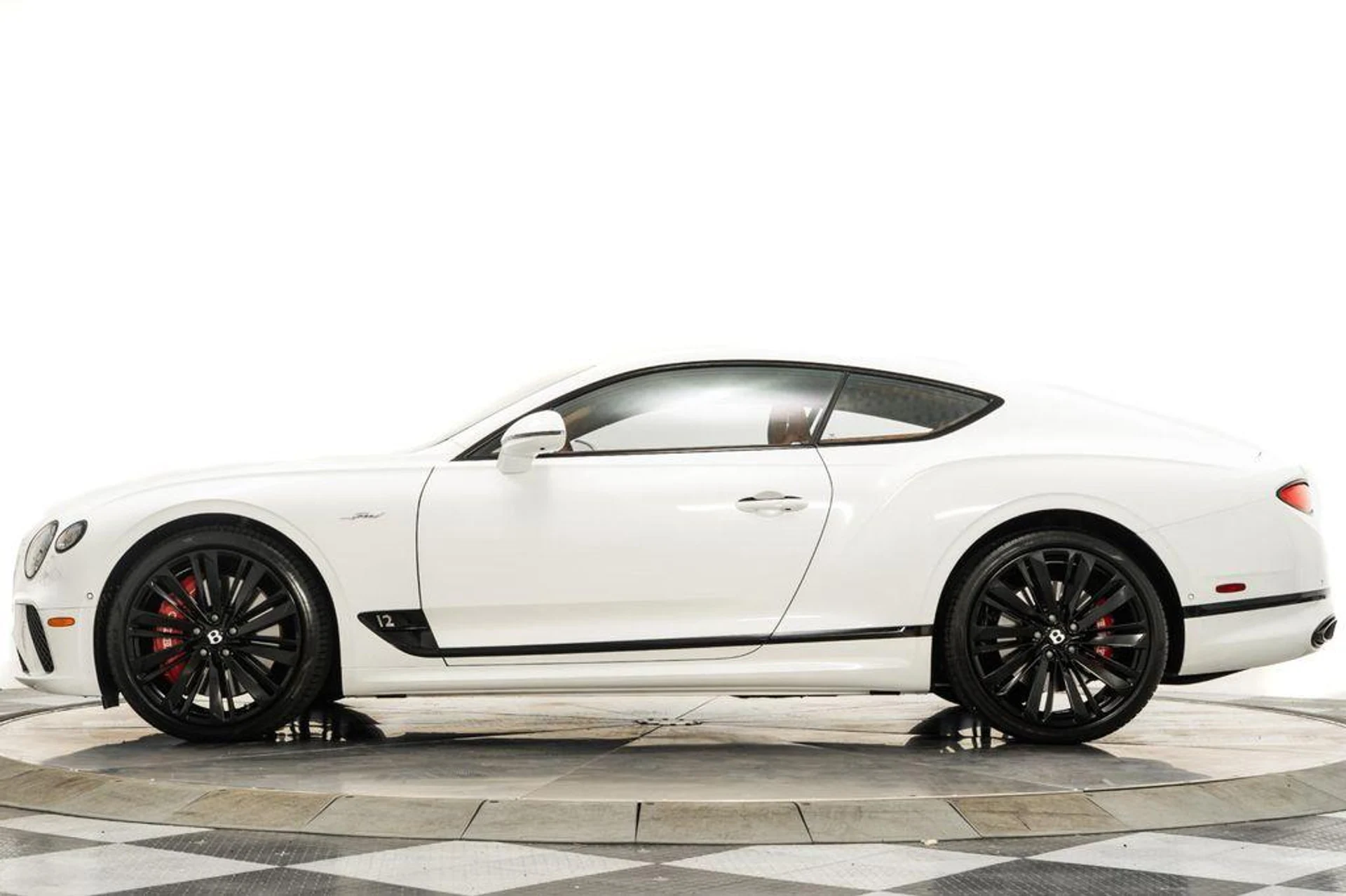 mph005_2478591017_V34_O_Yr2_Nh_Gz_XMJ_9b_U_Ts_Ilog_Hy6o_cdeea5c18d