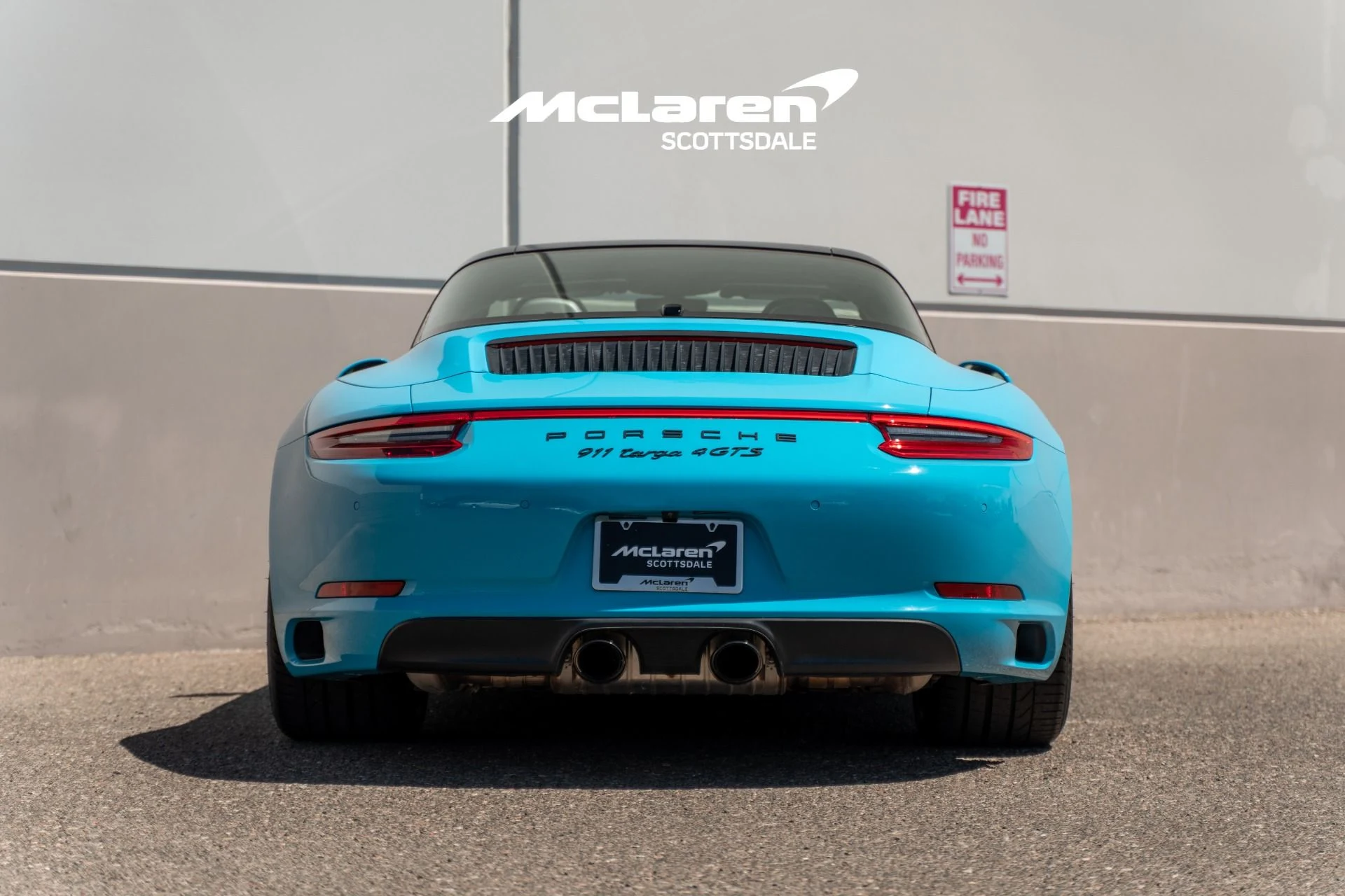 mph005_2494429524_Used_2019_PORSCHE_911_1777648621_6e4888c44e