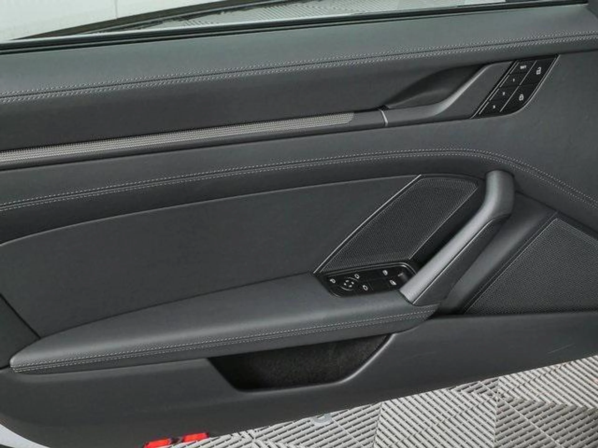 mph005_2496267585_3jh_Ddt_LIM_Kj7a_EYJ_1n_LYL_8h_Tj4_3e657584cc