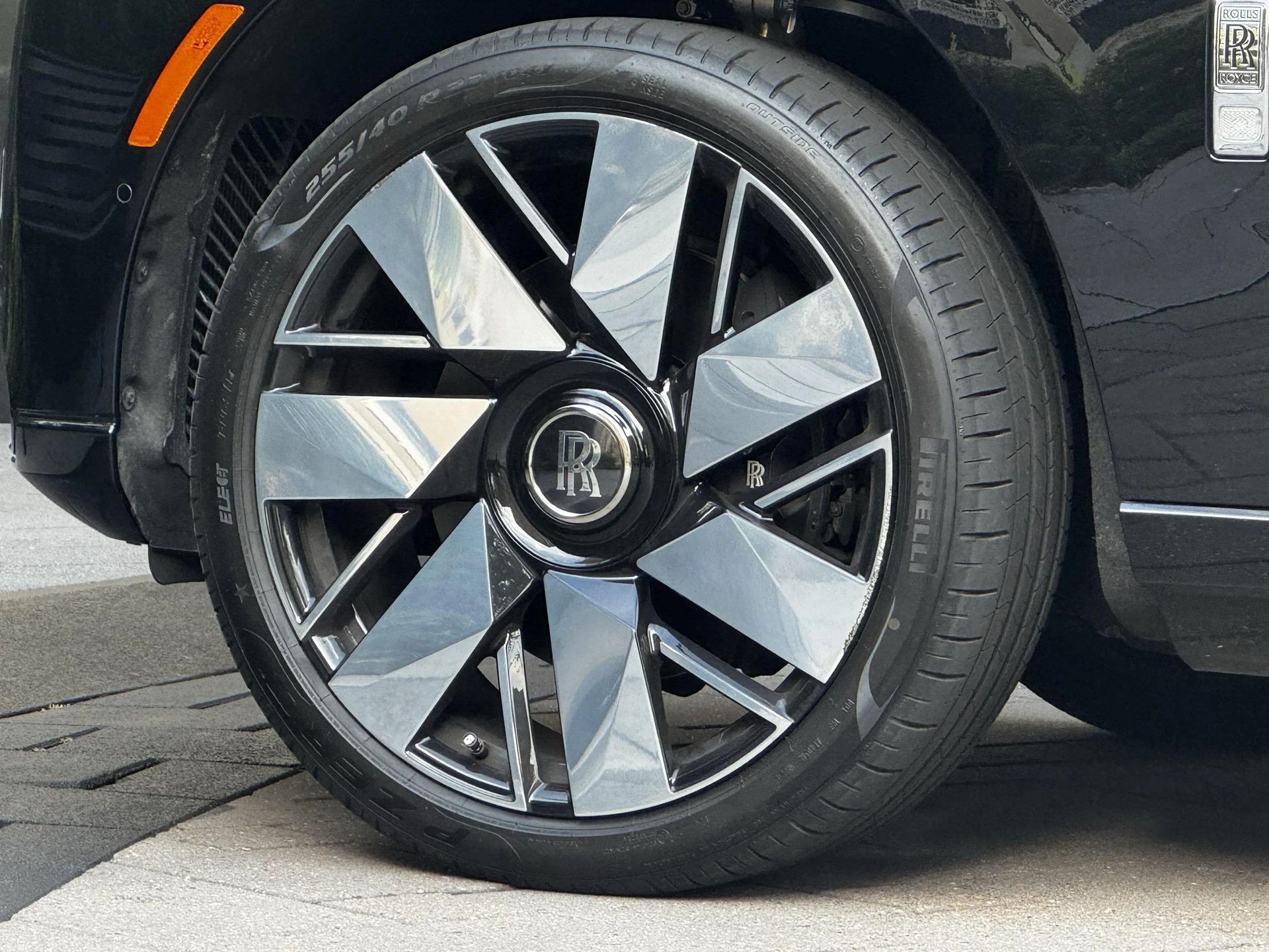 mph005_2501204603_475784103_69209f819f0c60dcb4ca4b37_6a8c5d5baf