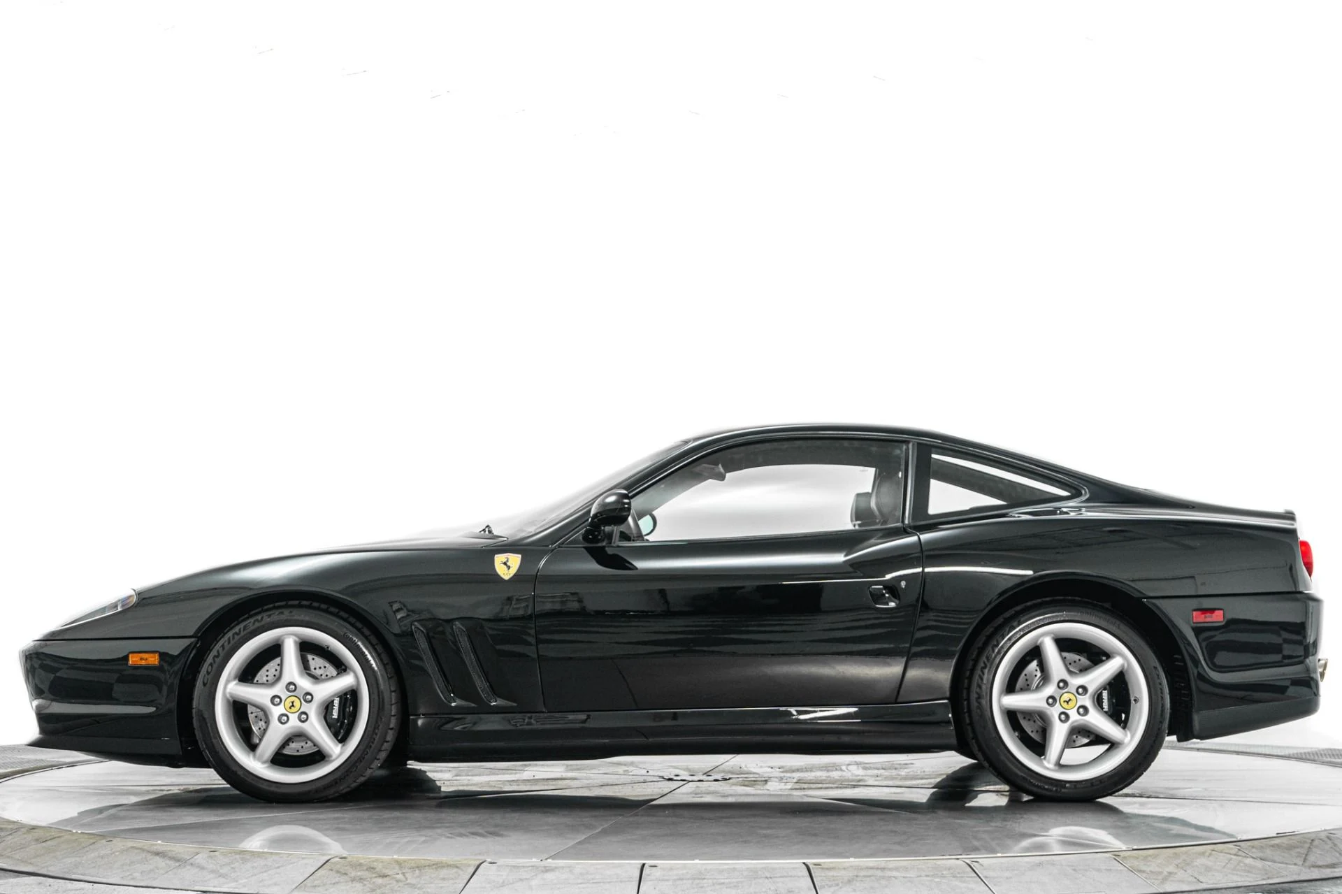 mph005_2502377517_Used_1998_Ferrari_550_Maranello_6_Speed_Manual_Low_Miles_1784843160_5ae00589b5