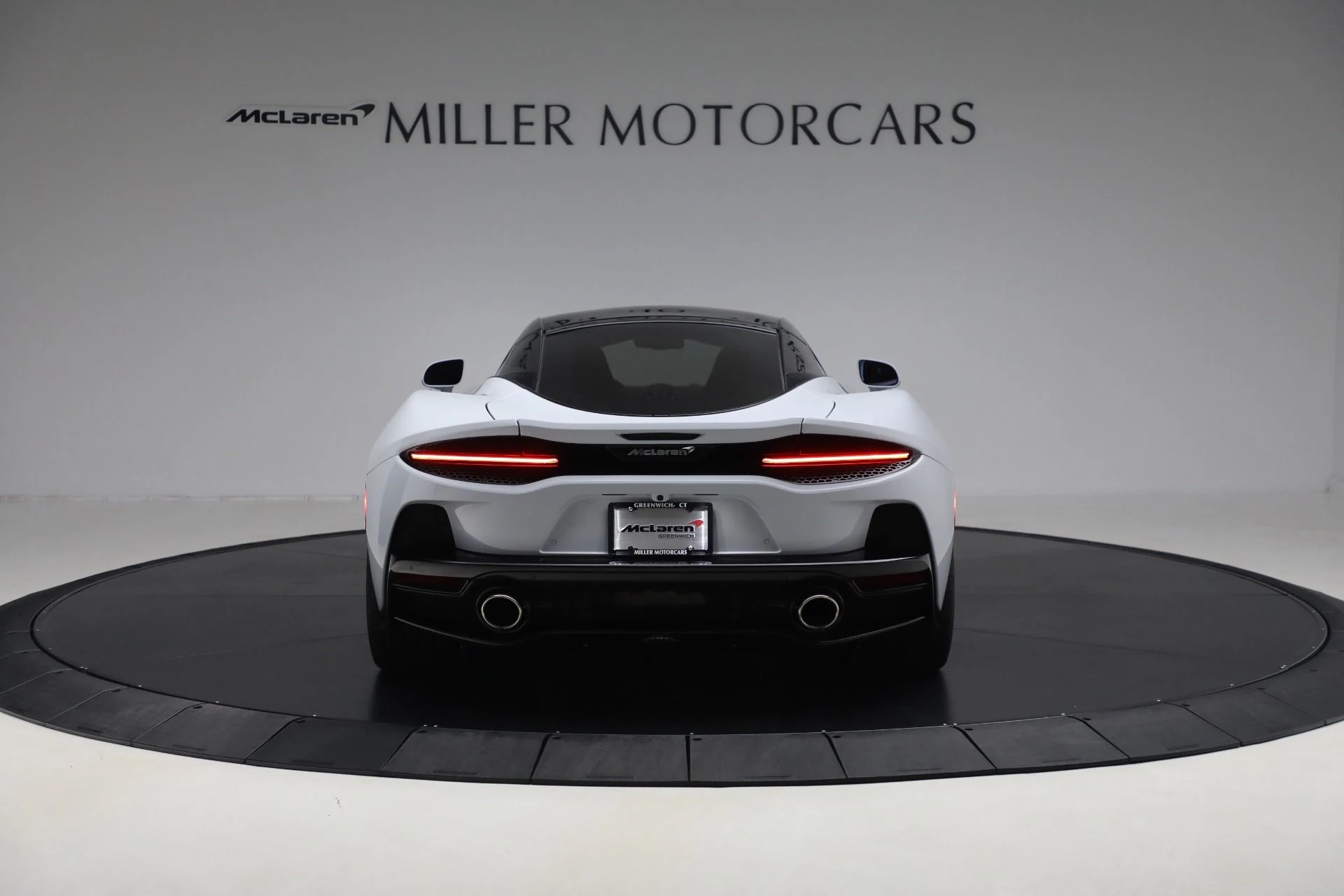 mph005_2504466349_Used_2023_Mc_Laren_GT_Luxe_5ea4aad00f