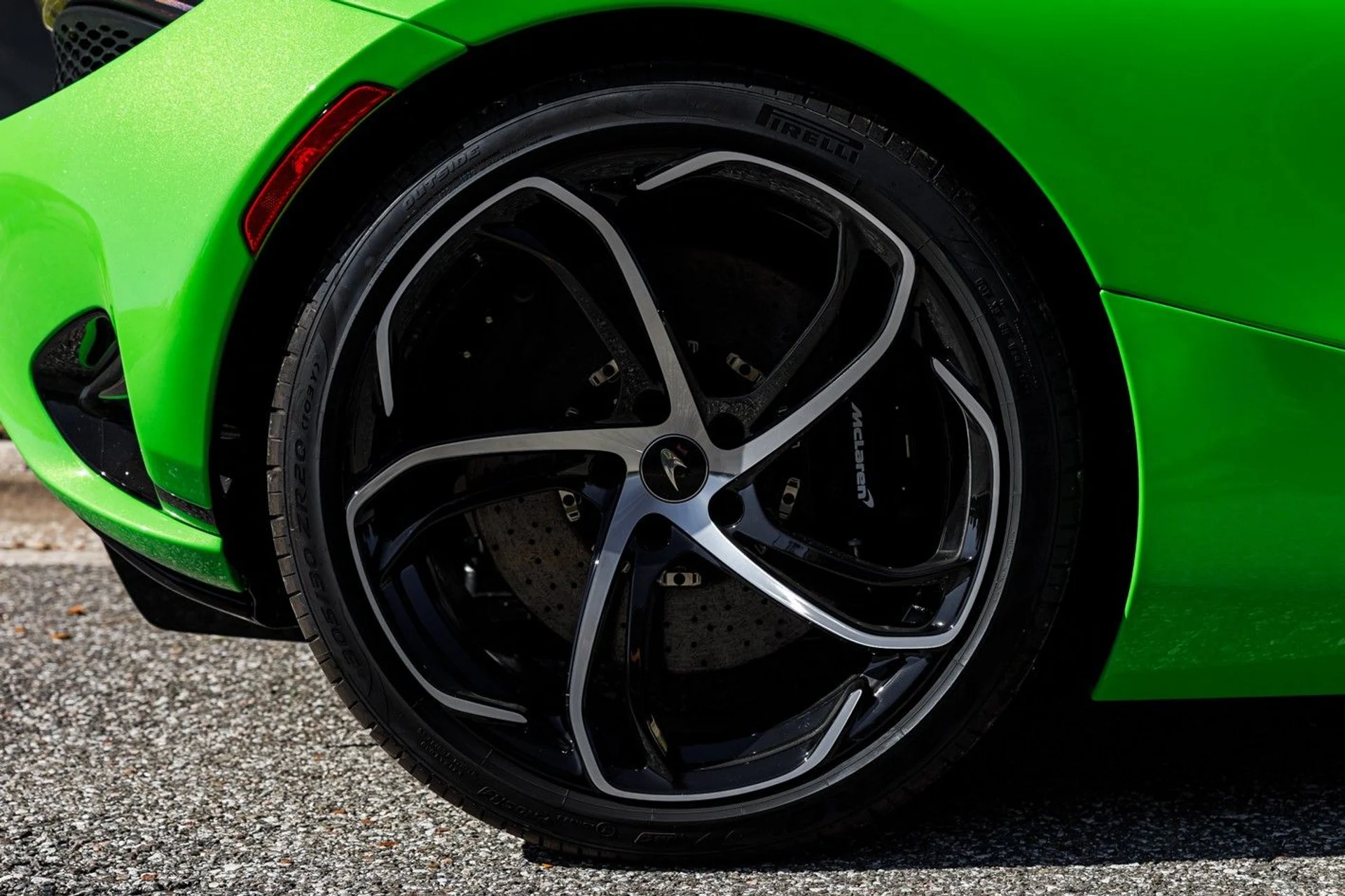 mph005_2506456362_668_p6_l_1dfda06b3b