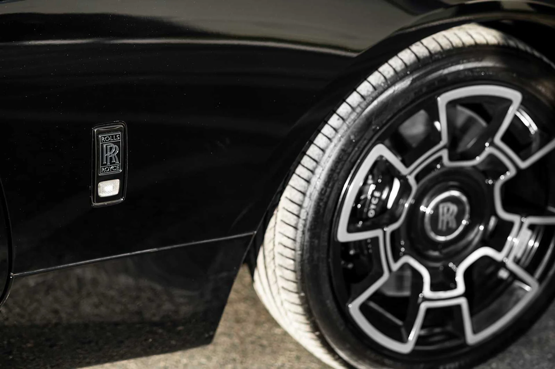 mph005_251600891_149249bd28ce0e3ad35fb89b8f65800dx_6a4608a149