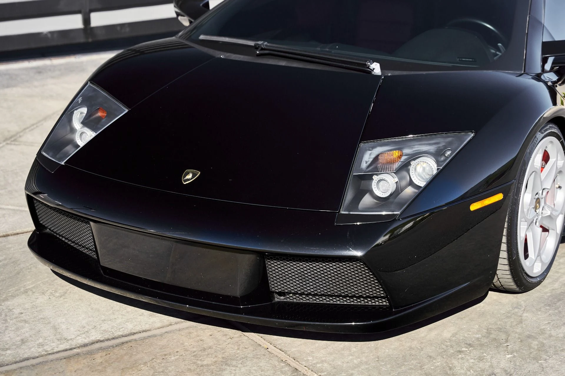 mph005_2521980606_Used_2006_Lamborghini_Murcielago_Base_1773347207_c2b41971eb