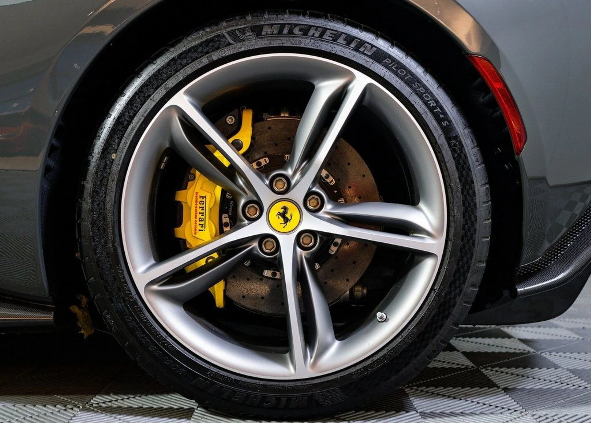 mph005_2522584958_9c9466c94622377211beadea1340c2bc_4cc83e1ce0