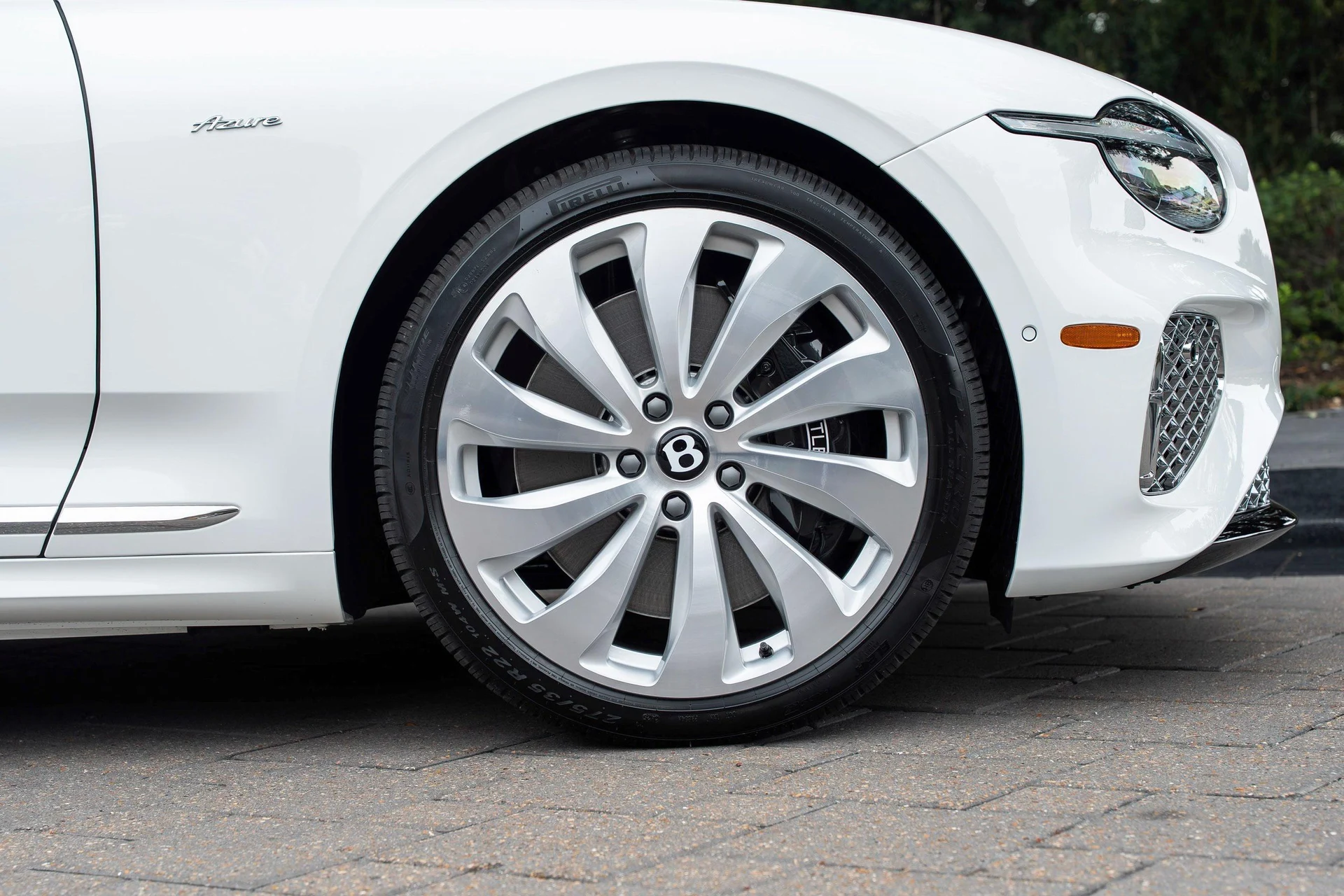 mph005_2524245235_470961996_69312a3f437575d819837405_a5bdb09e32