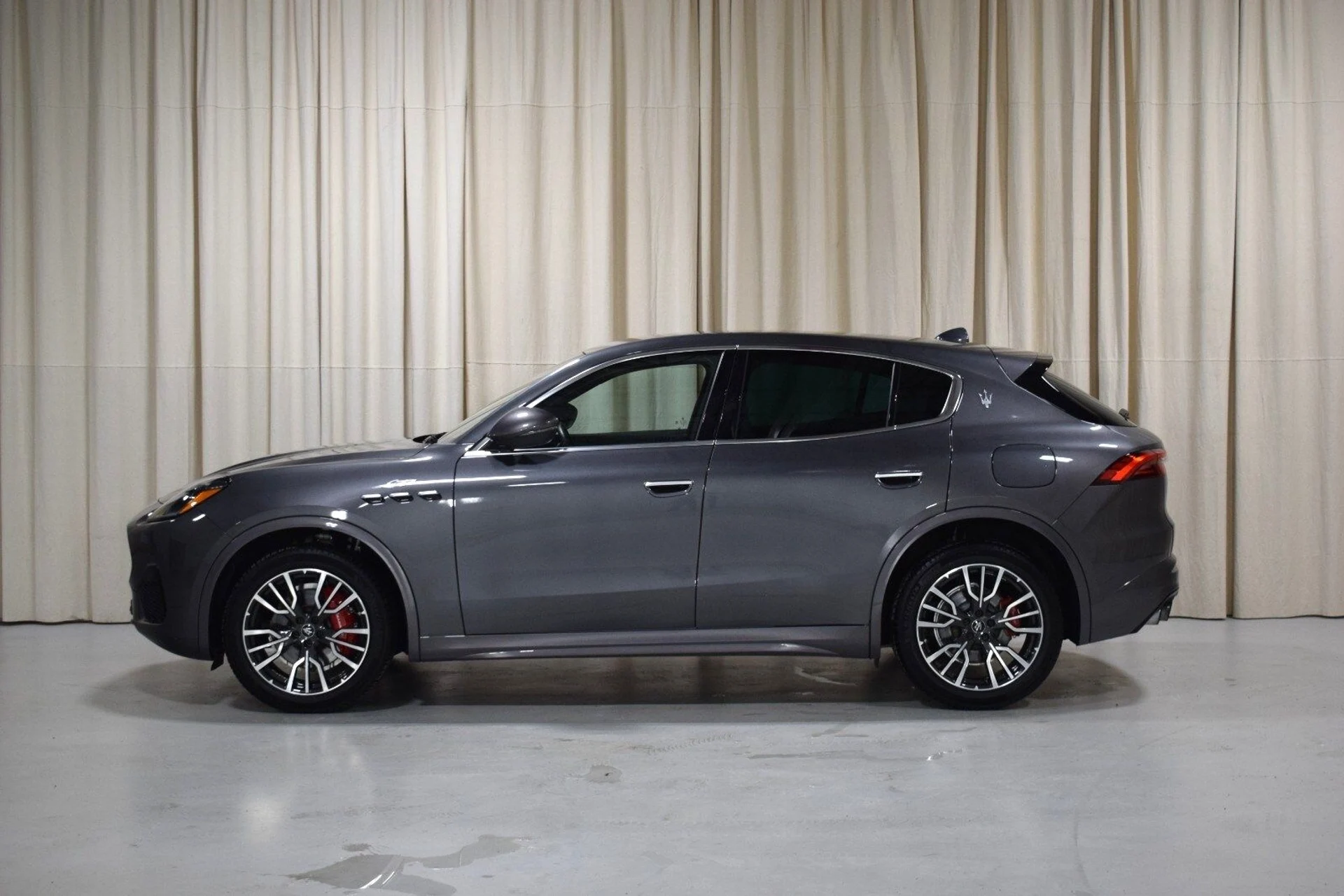 mph005_2525129207_838a217503c30228d109e2cfe5008397x_1fa787624b