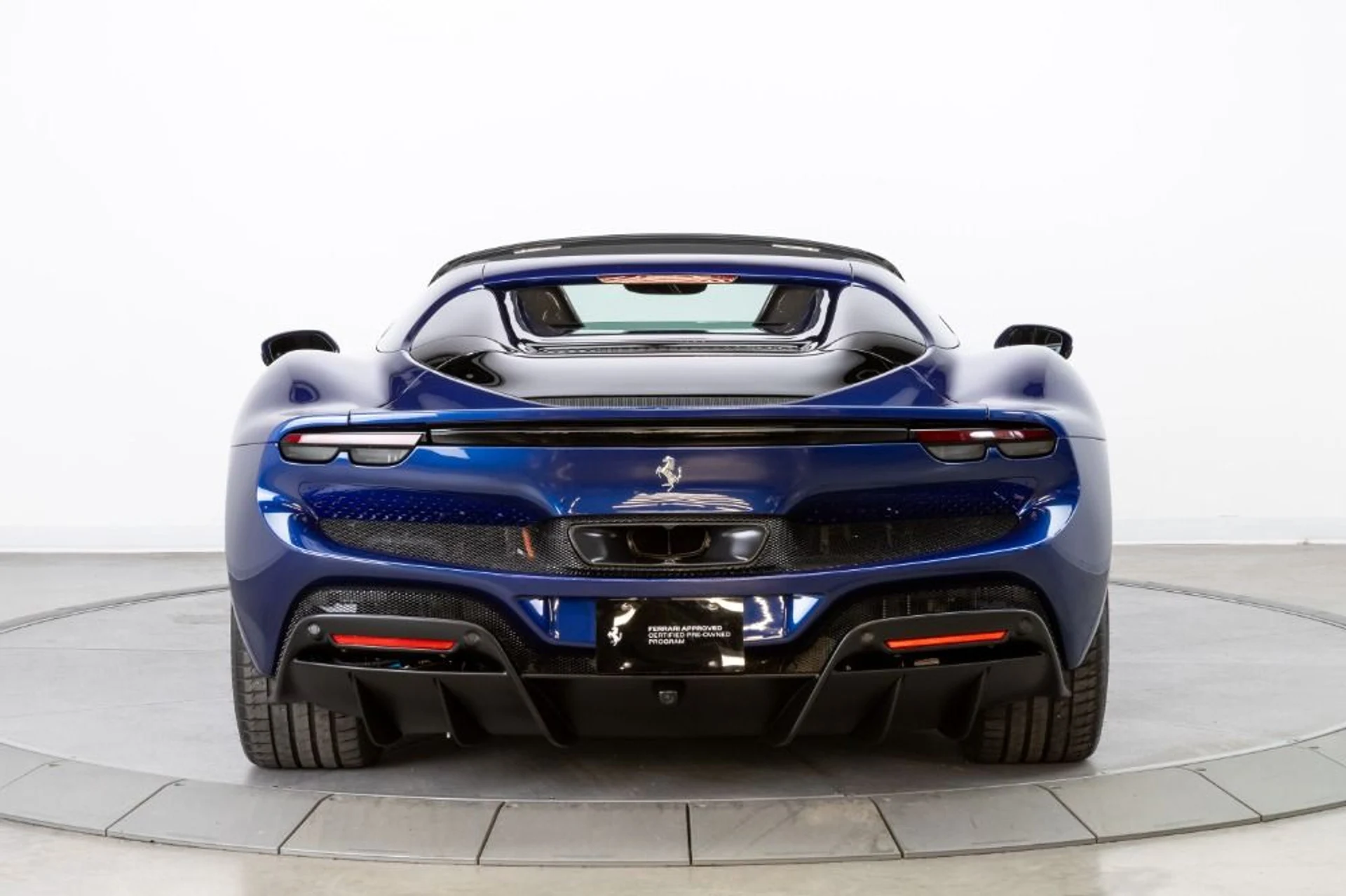 mph005_2527122037_Used_2023_Ferrari_296_GTS_32365b18ac