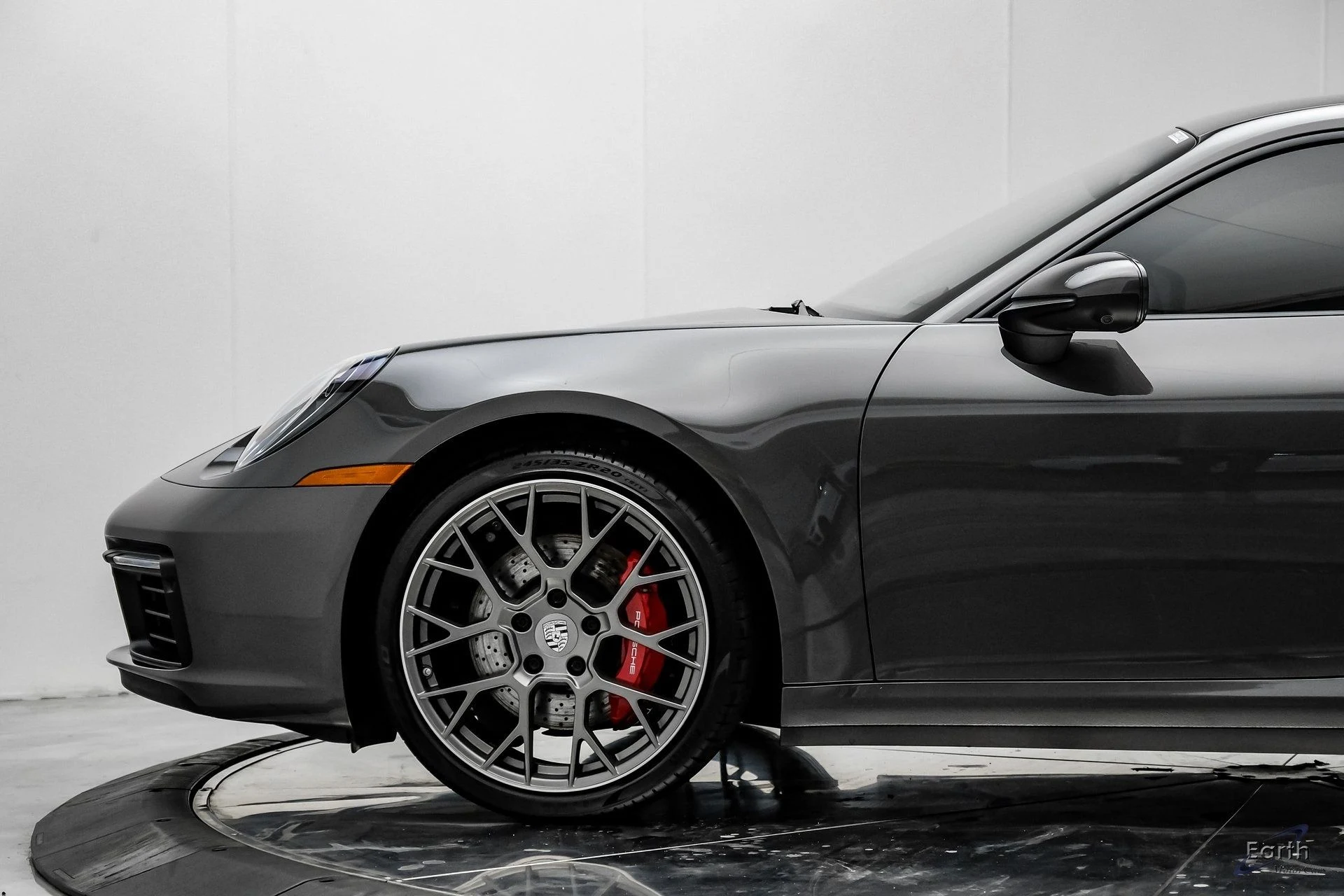 mph005_2531206102_bfd4ec3b94be706a0a79880771b1c761x_92704f8e4c