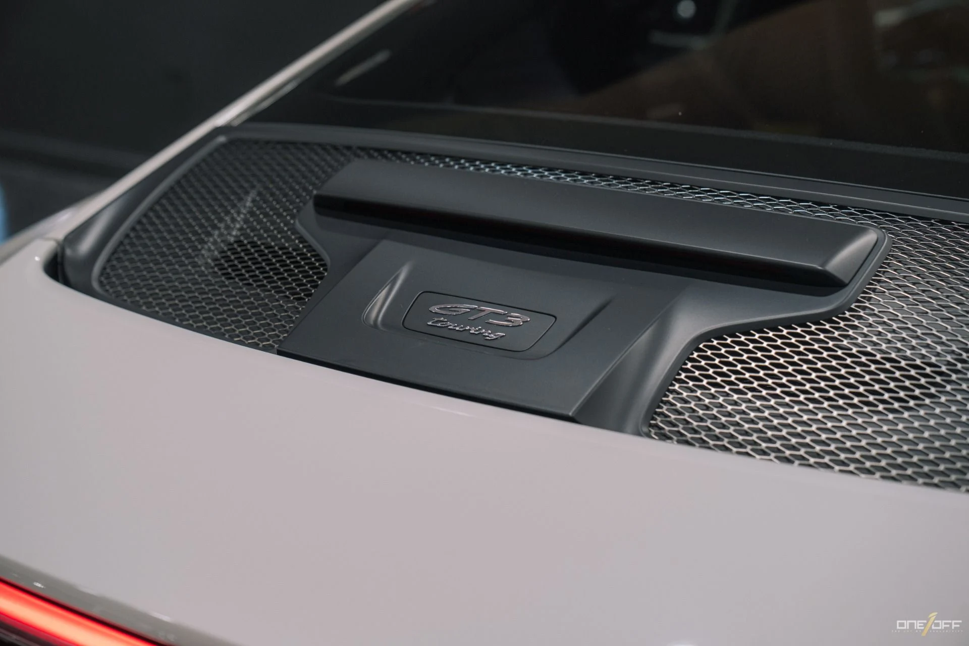 mph005_2534360999_Used_2024_Porsche_911_GT_3_Touring_6_Speed_in_Chalk_Grey_w_Carbon_Fiber_Roof_Front_Lift_1756331449_c809bb68fe