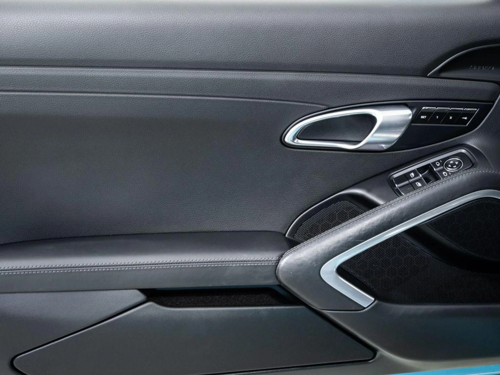 mph005_2535038360_DSP_4_Ciuth3_B_Dooxd_Bgi_Io7u9_Nk_M_0f48094a20