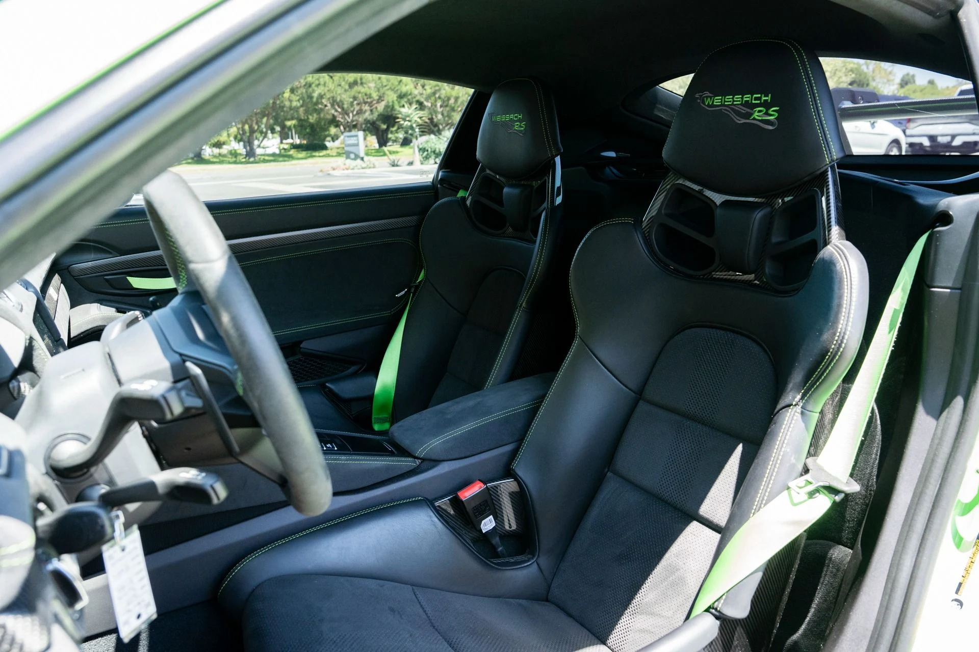 mph005_2539155746_Used_2023_Porsche_718_Cayman_GT_4_RS_1754336884_7895c84663