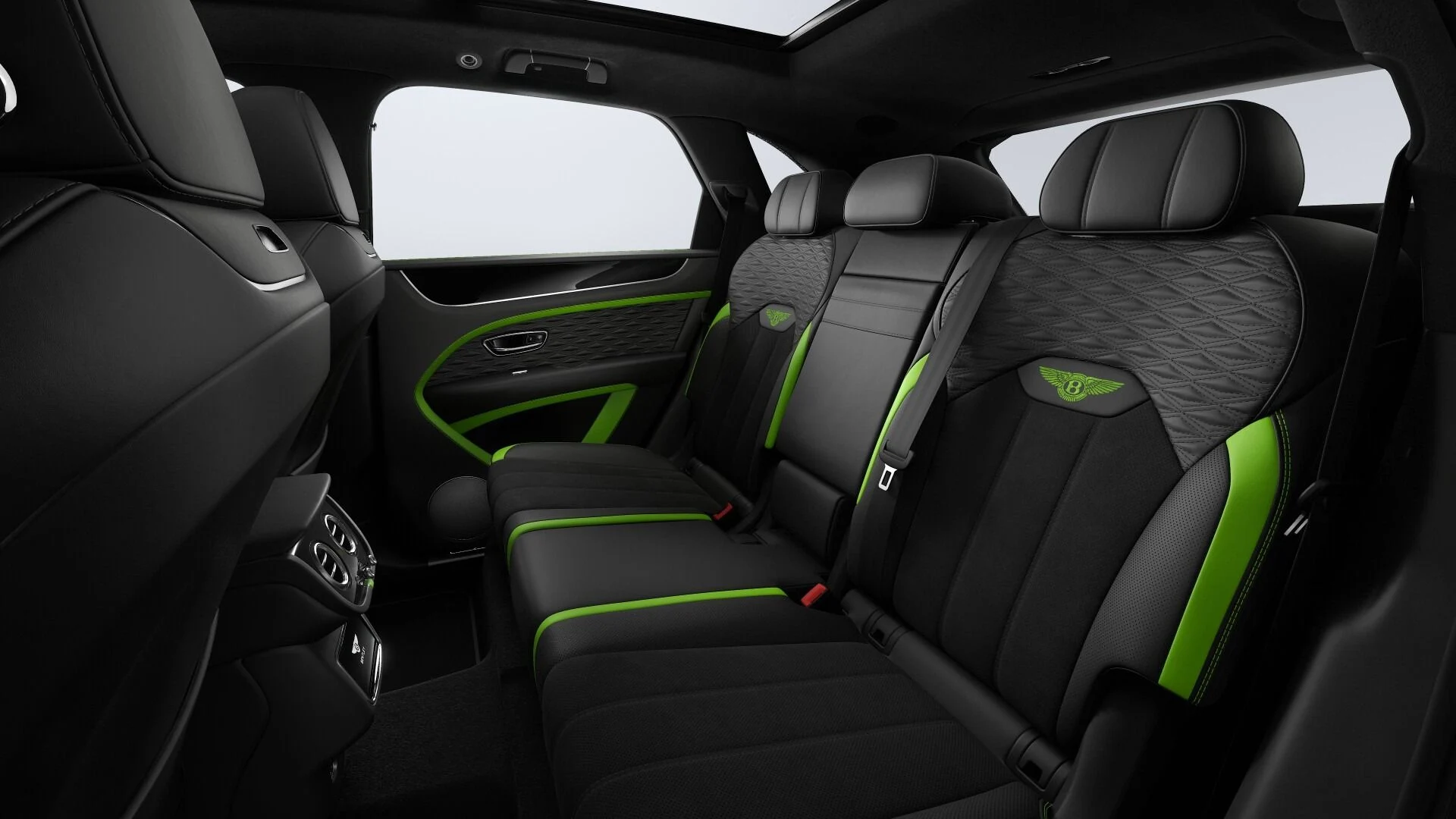 mph005_2542473851_New_2027_Bentley_Bentayga_Speed_1781557378_e0b3665a3f