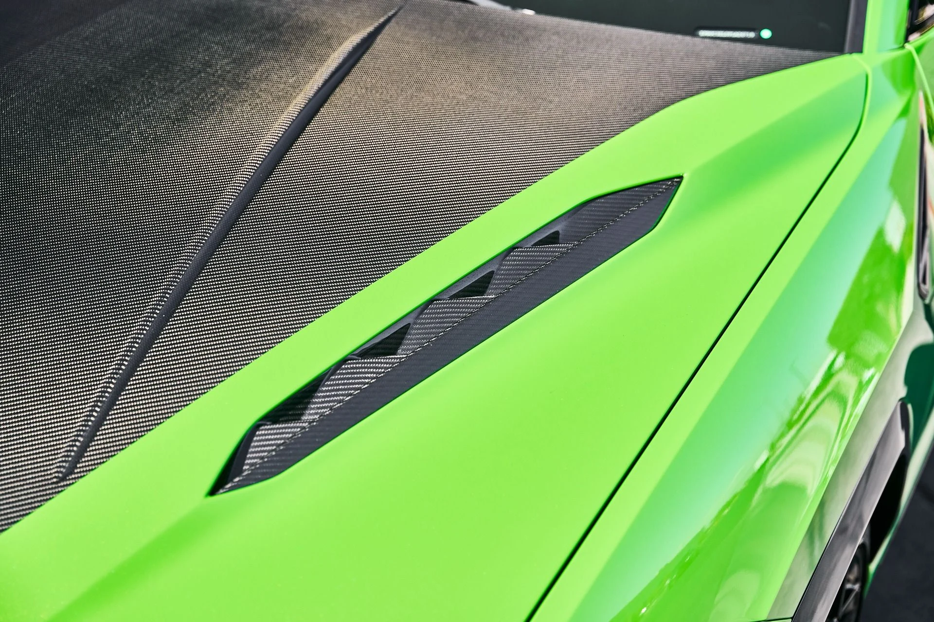 mph005_2544919748_Used_2023_Lamborghini_Urus_Performante_1790376248_ec29151996