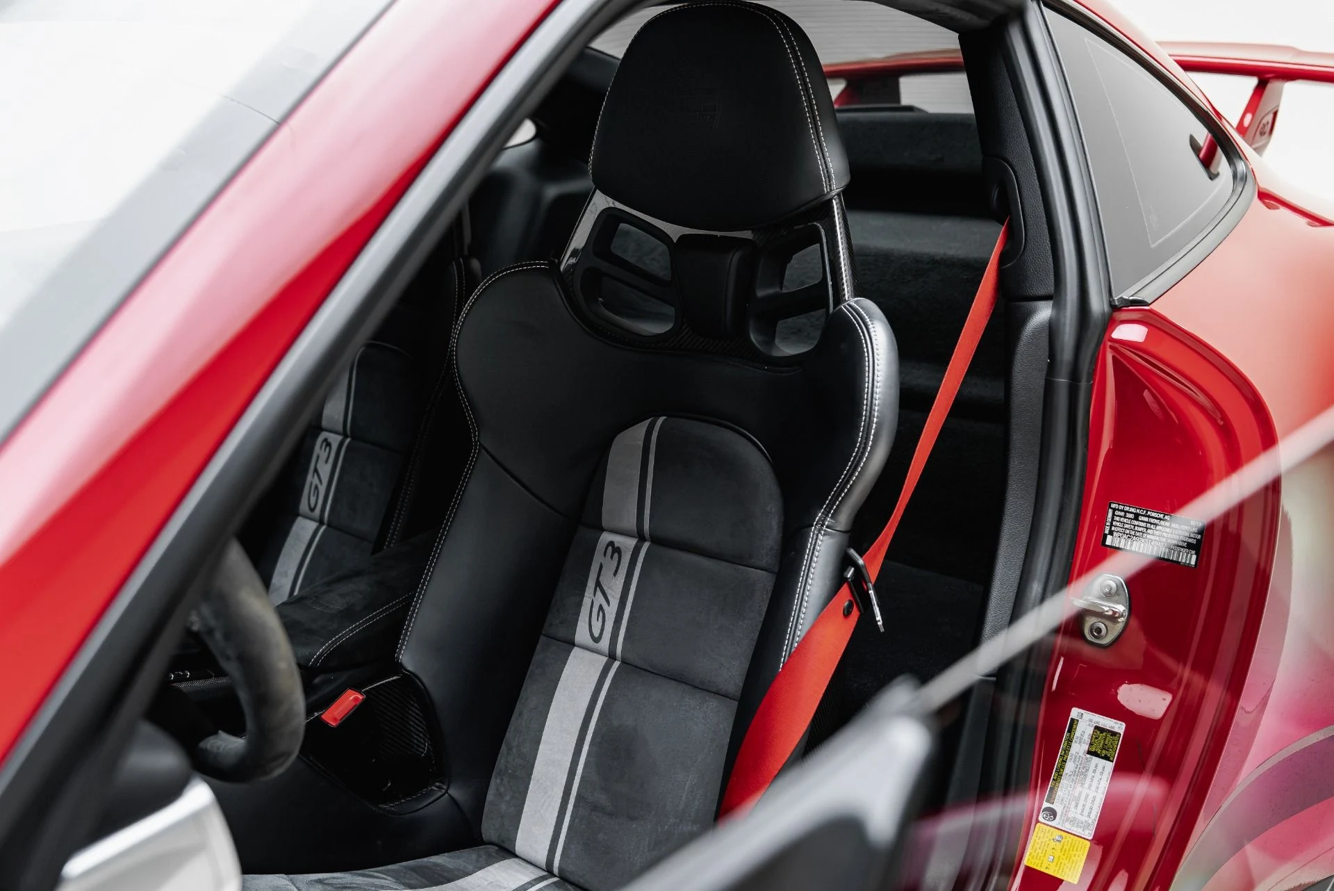 mph005_2556864283_Used_2019_Porsche_911_GT_3_1784182060_8f79a55794